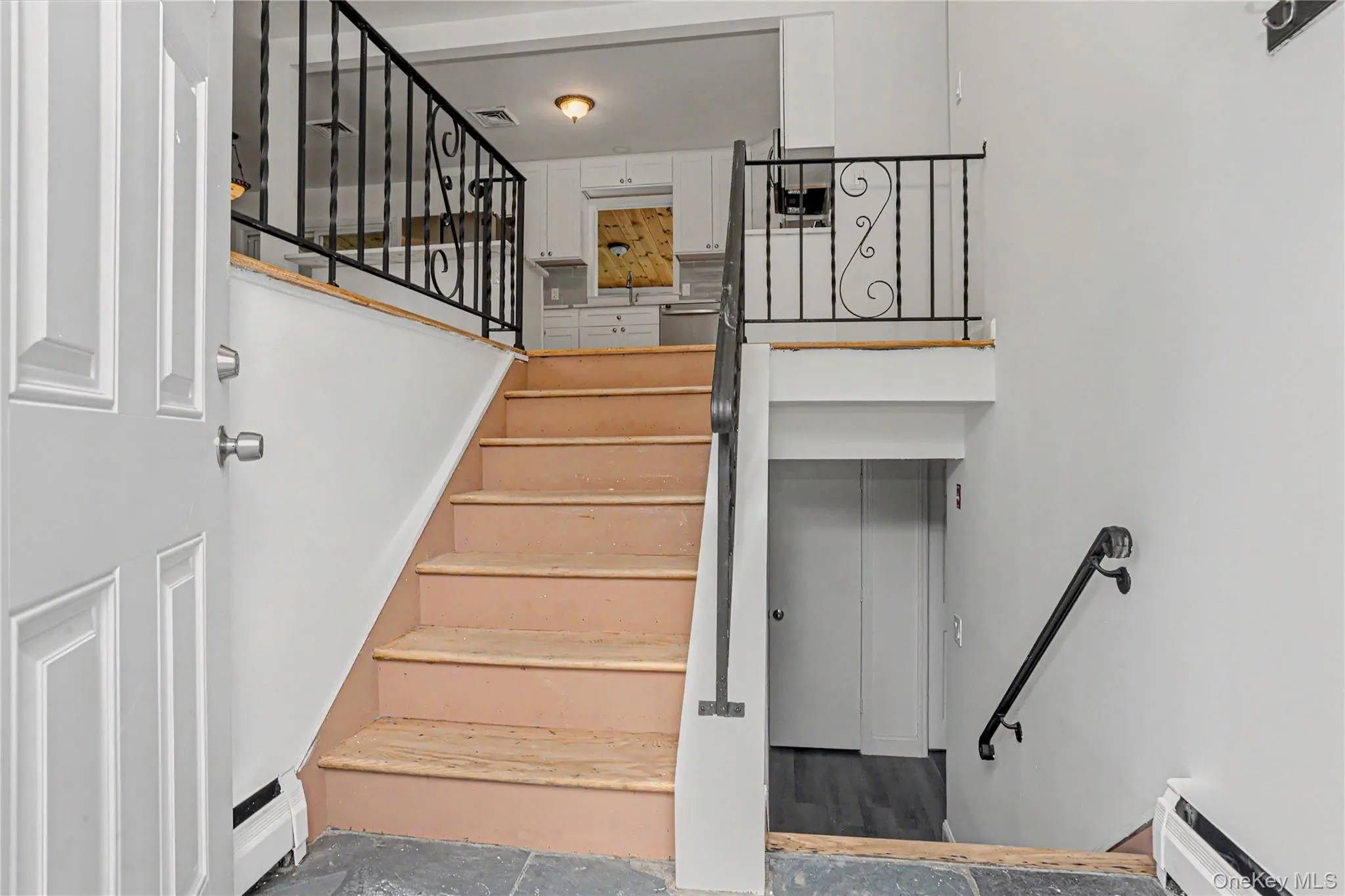 12 Roe Drive, Hyde Park, NY, 4 Bedrooms Bedrooms, 11 Rooms Rooms,3 BathroomsBathrooms,Residential,For Rent,Roe,0,1018671 12 Roe Drive, Hyde Park, NY, 4 Bedrooms Bedrooms, 11 Rooms Rooms,3 BathroomsBathrooms,Residential,For Rent,Roe,0,1018671