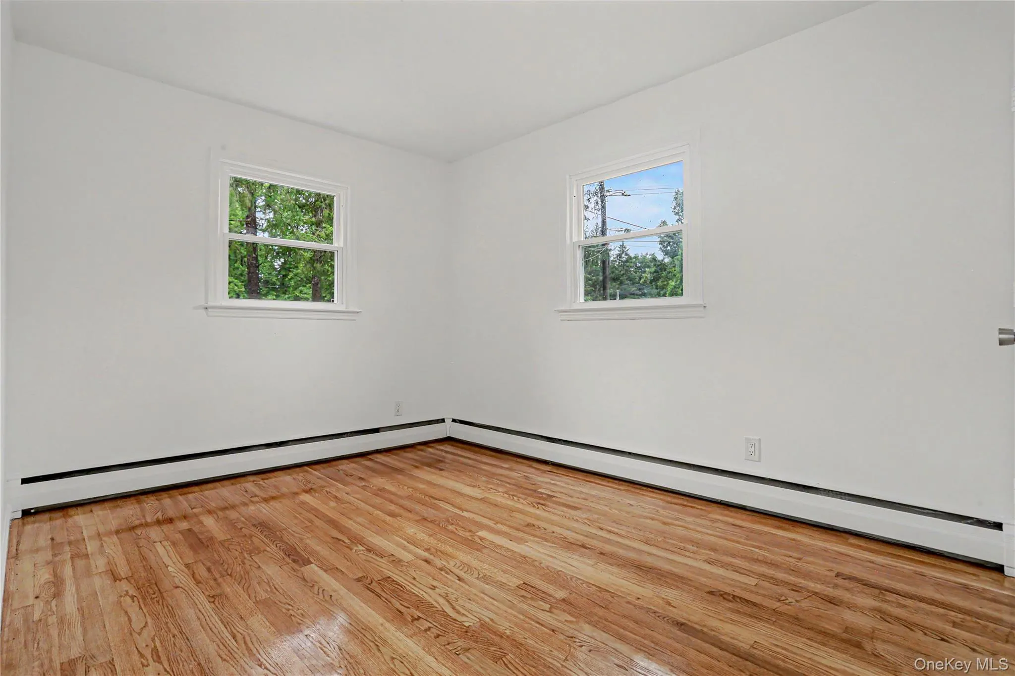 12 Roe Drive, Hyde Park, NY, 4 Bedrooms Bedrooms, 11 Rooms Rooms,3 BathroomsBathrooms,Residential,For Rent,Roe,0,1018671 12 Roe Drive, Hyde Park, NY, 4 Bedrooms Bedrooms, 11 Rooms Rooms,3 BathroomsBathrooms,Residential,For Rent,Roe,0,1018671