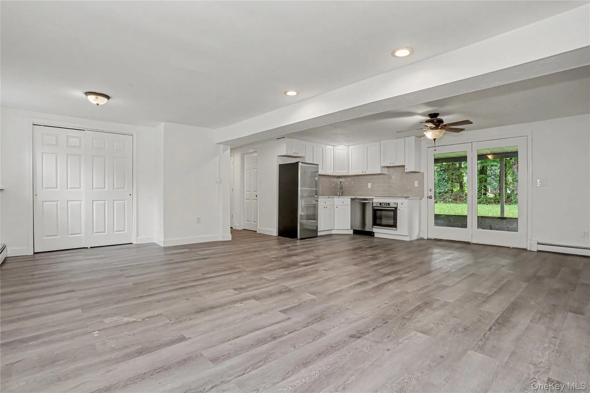 12 Roe Drive, Hyde Park, NY, 4 Bedrooms Bedrooms, 11 Rooms Rooms,3 BathroomsBathrooms,Residential,For Rent,Roe,0,1018671 12 Roe Drive, Hyde Park, NY, 4 Bedrooms Bedrooms, 11 Rooms Rooms,3 BathroomsBathrooms,Residential,For Rent,Roe,0,1018671