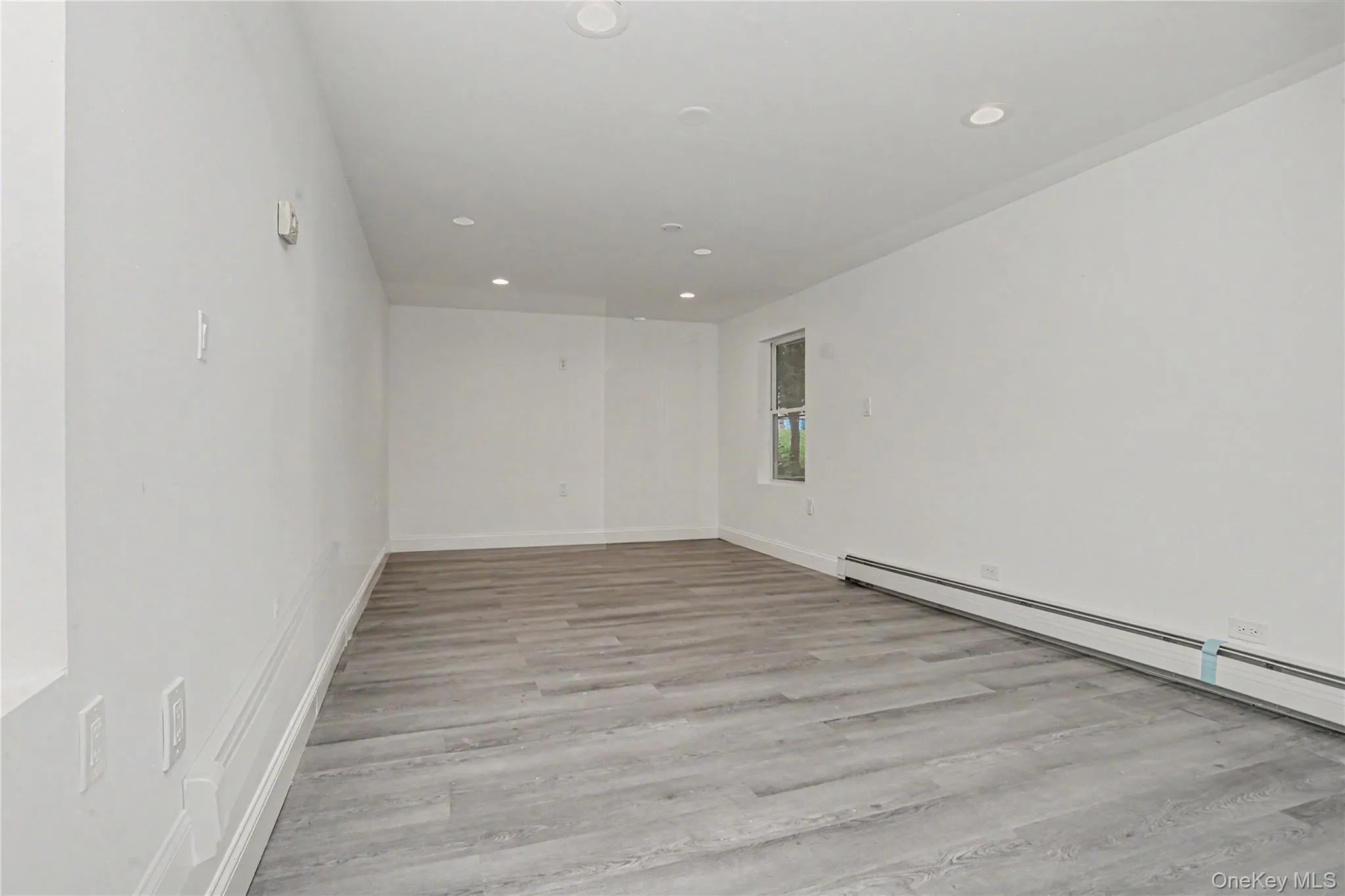 12 Roe Drive, Hyde Park, NY, 4 Bedrooms Bedrooms, 11 Rooms Rooms,3 BathroomsBathrooms,Residential,For Rent,Roe,0,1018671 12 Roe Drive, Hyde Park, NY, 4 Bedrooms Bedrooms, 11 Rooms Rooms,3 BathroomsBathrooms,Residential,For Rent,Roe,0,1018671