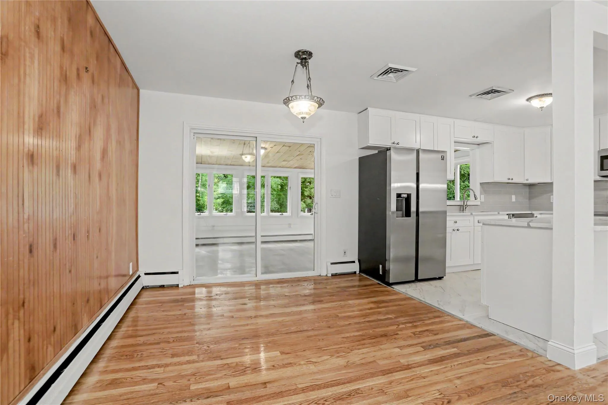 12 Roe Drive, Hyde Park, NY, 4 Bedrooms Bedrooms, 11 Rooms Rooms,3 BathroomsBathrooms,Residential,For Rent,Roe,0,1018671 12 Roe Drive, Hyde Park, NY, 4 Bedrooms Bedrooms, 11 Rooms Rooms,3 BathroomsBathrooms,Residential,For Rent,Roe,0,1018671