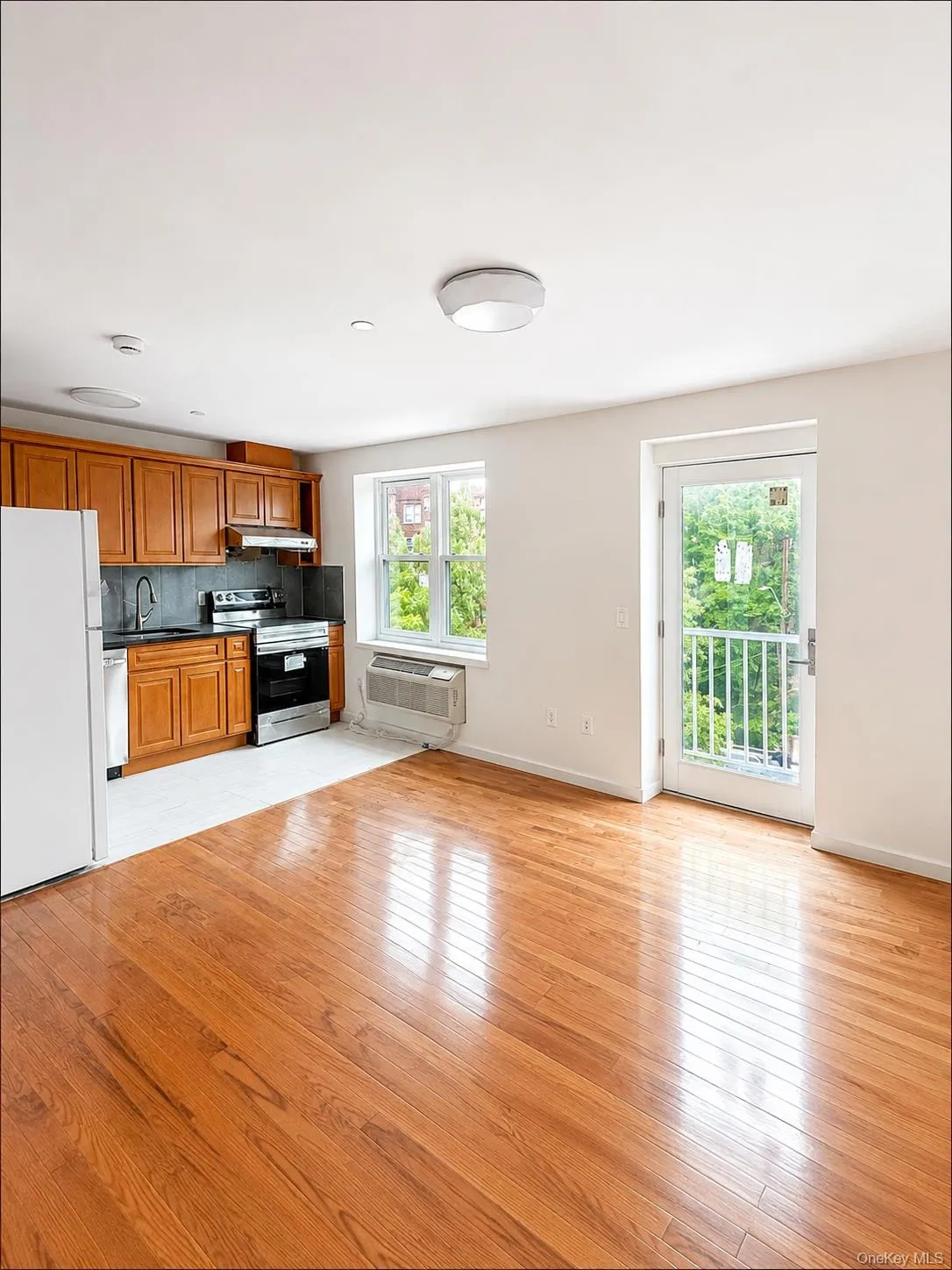 8713 Homelawn Street, New York, NY, 1 Bedroom Bedrooms, 4 Rooms Rooms,1 BathroomBathrooms,Residential Lease,For Rent,Homelawn,0,1018672 8713 Homelawn Street, New York, NY, 1 Bedroom Bedrooms, 4 Rooms Rooms,1 BathroomBathrooms,Residential Lease,For Rent,Homelawn,0,1018672