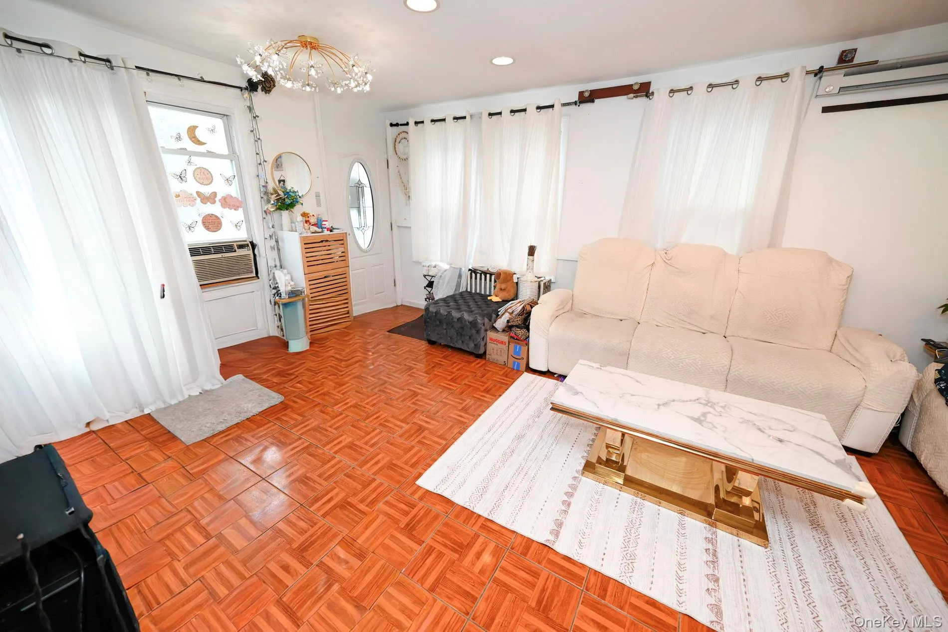 14214 Sutter Avenue, New York, NY, 3 Bedrooms Bedrooms, 7 Rooms Rooms,2 BathroomsBathrooms,Residential,For Rent,Sutter,0,KEY1018677 14214 Sutter Avenue, New York, NY, 3 Bedrooms Bedrooms, 7 Rooms Rooms,2 BathroomsBathrooms,Residential,For Rent,Sutter,0,KEY1018677