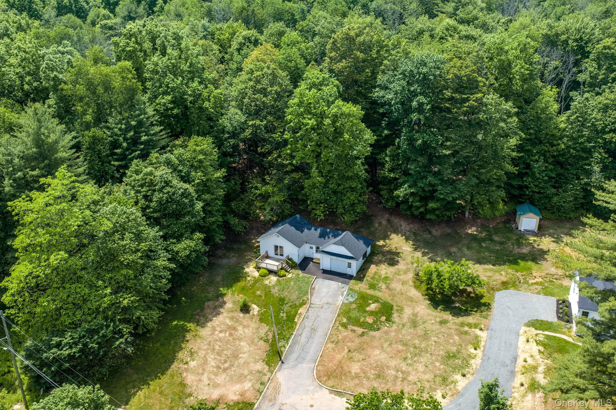 810 Benton Hollow Road, Fallsburg, NY, 6 Bedrooms Bedrooms, 10 Rooms Rooms,3 BathroomsBathrooms,Residential,For Rent,Benton Hollow,0,KEY1018680 810 Benton Hollow Road, Fallsburg, NY, 6 Bedrooms Bedrooms, 10 Rooms Rooms,3 BathroomsBathrooms,Residential,For Rent,Benton Hollow,0,KEY1018680