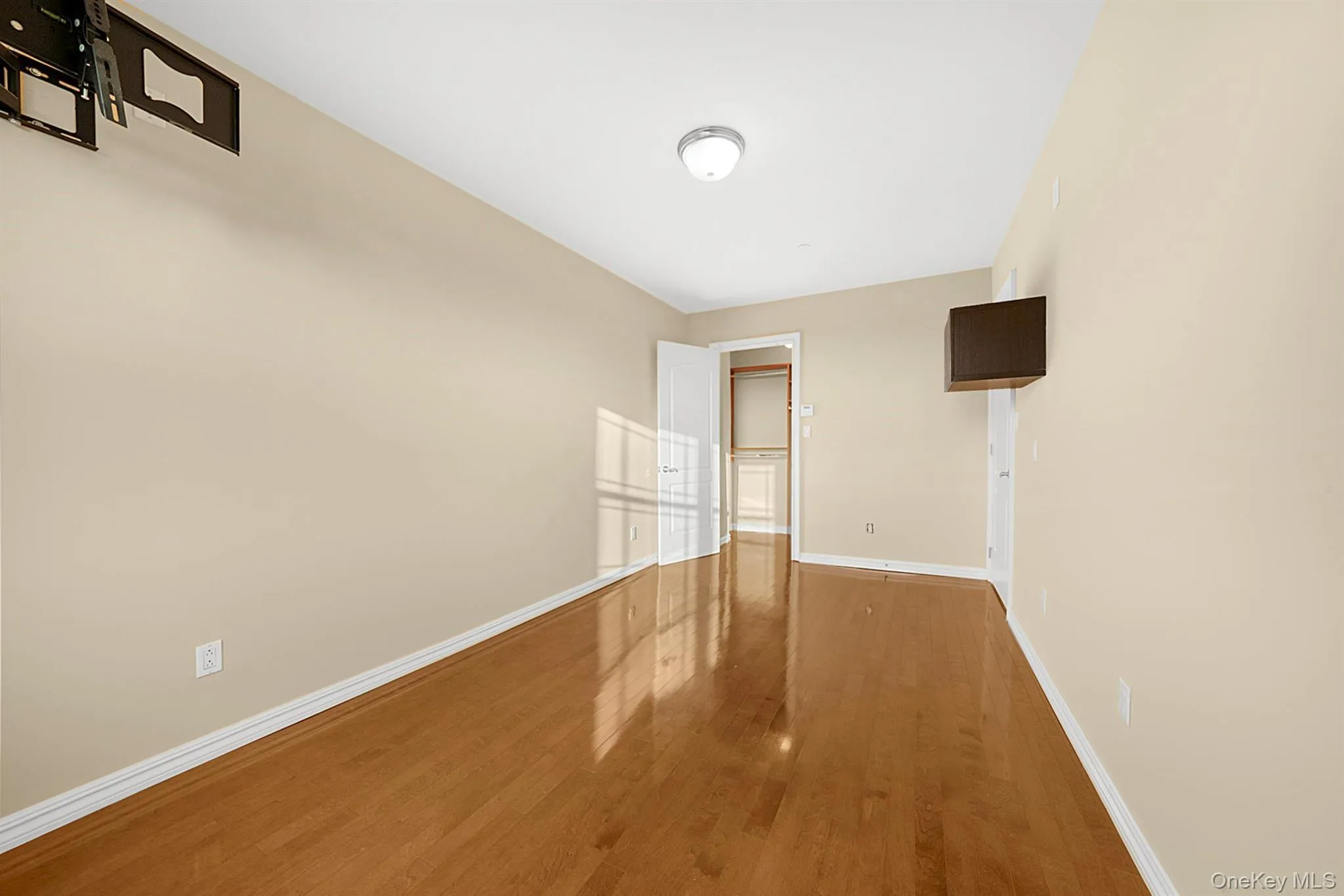 40-40 75th Street, New York, NY, 1 Bedroom Bedrooms, 3 Rooms Rooms,1 BathroomBathrooms,Residential Lease,For Rent,75th,0,1018686 40-40 75th Street, New York, NY, 1 Bedroom Bedrooms, 3 Rooms Rooms,1 BathroomBathrooms,Residential Lease,For Rent,75th,0,1018686