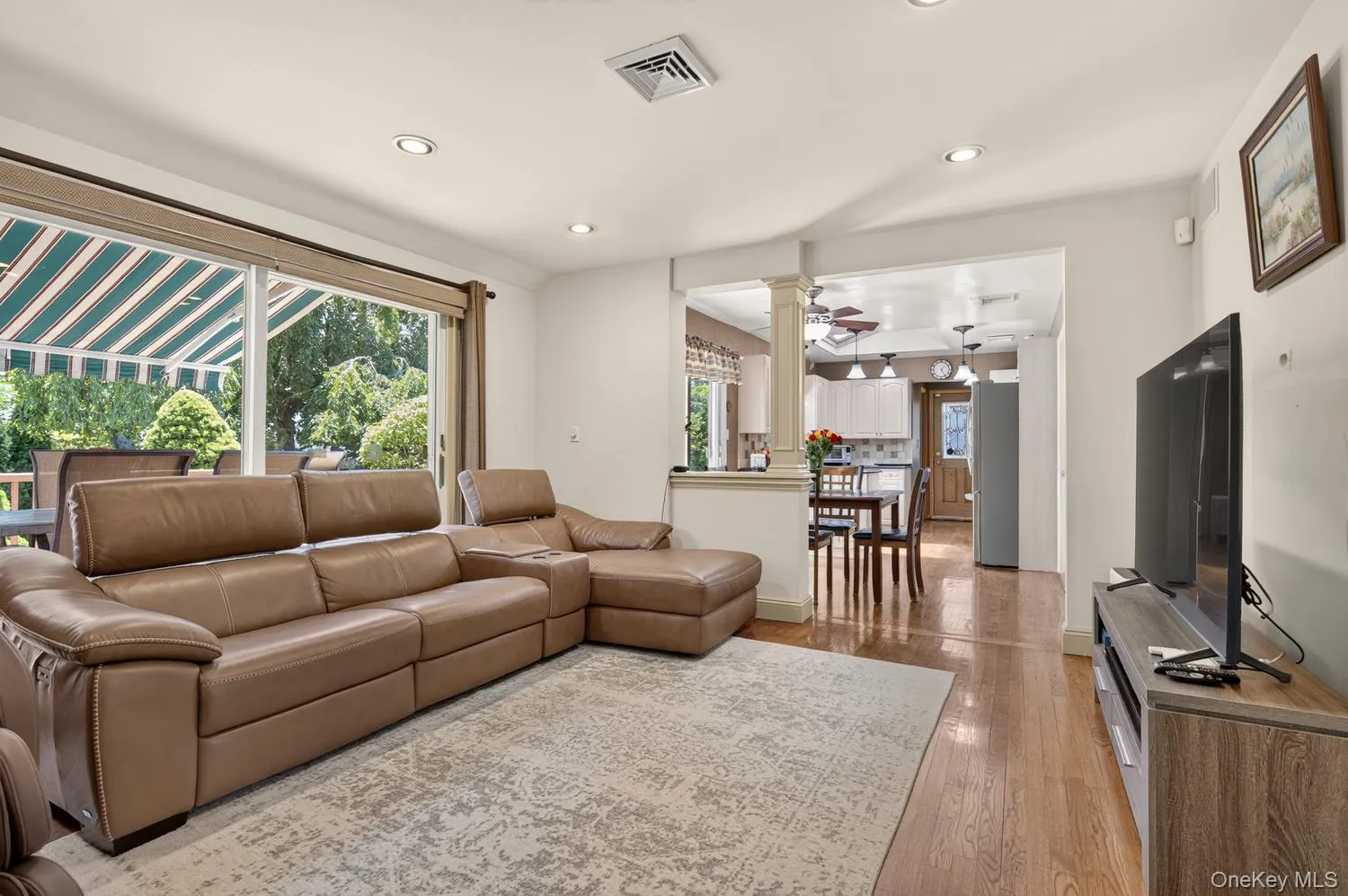 6 Oak Hill, Oyster Bay, NY, 4 Bedrooms Bedrooms, 8 Rooms Rooms,2 BathroomsBathrooms,Residential,For Rent,Oak Hill,0,1018691 6 Oak Hill, Oyster Bay, NY, 4 Bedrooms Bedrooms, 8 Rooms Rooms,2 BathroomsBathrooms,Residential,For Rent,Oak Hill,0,1018691