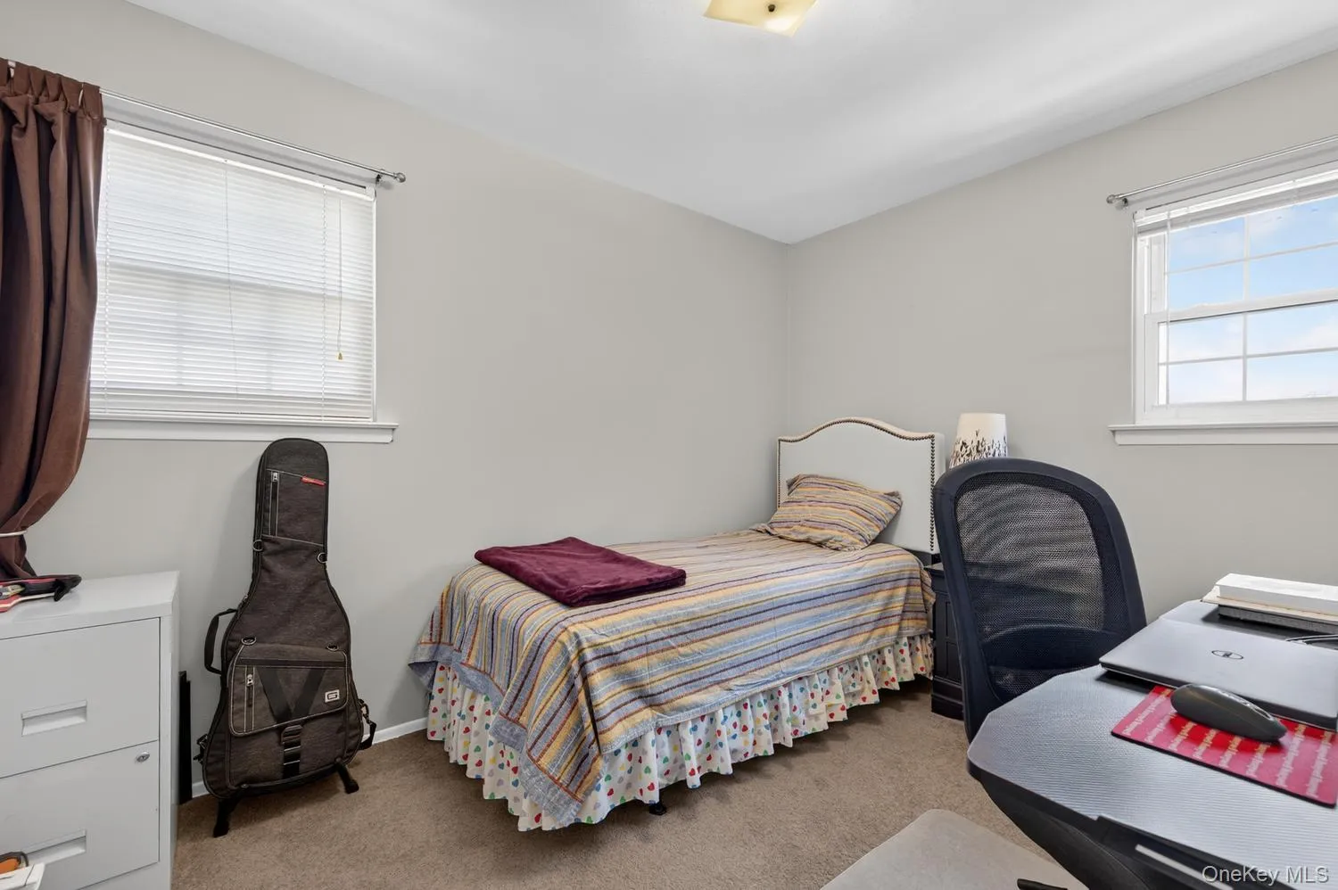 6 Oak Hill, Oyster Bay, NY, 4 Bedrooms Bedrooms, 8 Rooms Rooms,2 BathroomsBathrooms,Residential,For Rent,Oak Hill,0,1018691 6 Oak Hill, Oyster Bay, NY, 4 Bedrooms Bedrooms, 8 Rooms Rooms,2 BathroomsBathrooms,Residential,For Rent,Oak Hill,0,1018691