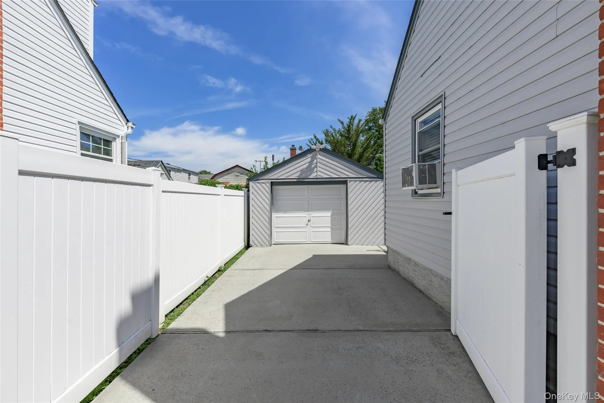 1316 Telegram Avenue, Hempstead, NY, 4 Bedrooms Bedrooms, 6 Rooms Rooms,1 BathroomBathrooms,Residential,For Rent,Telegram,0,1018692 1316 Telegram Avenue, Hempstead, NY, 4 Bedrooms Bedrooms, 6 Rooms Rooms,1 BathroomBathrooms,Residential,For Rent,Telegram,0,1018692