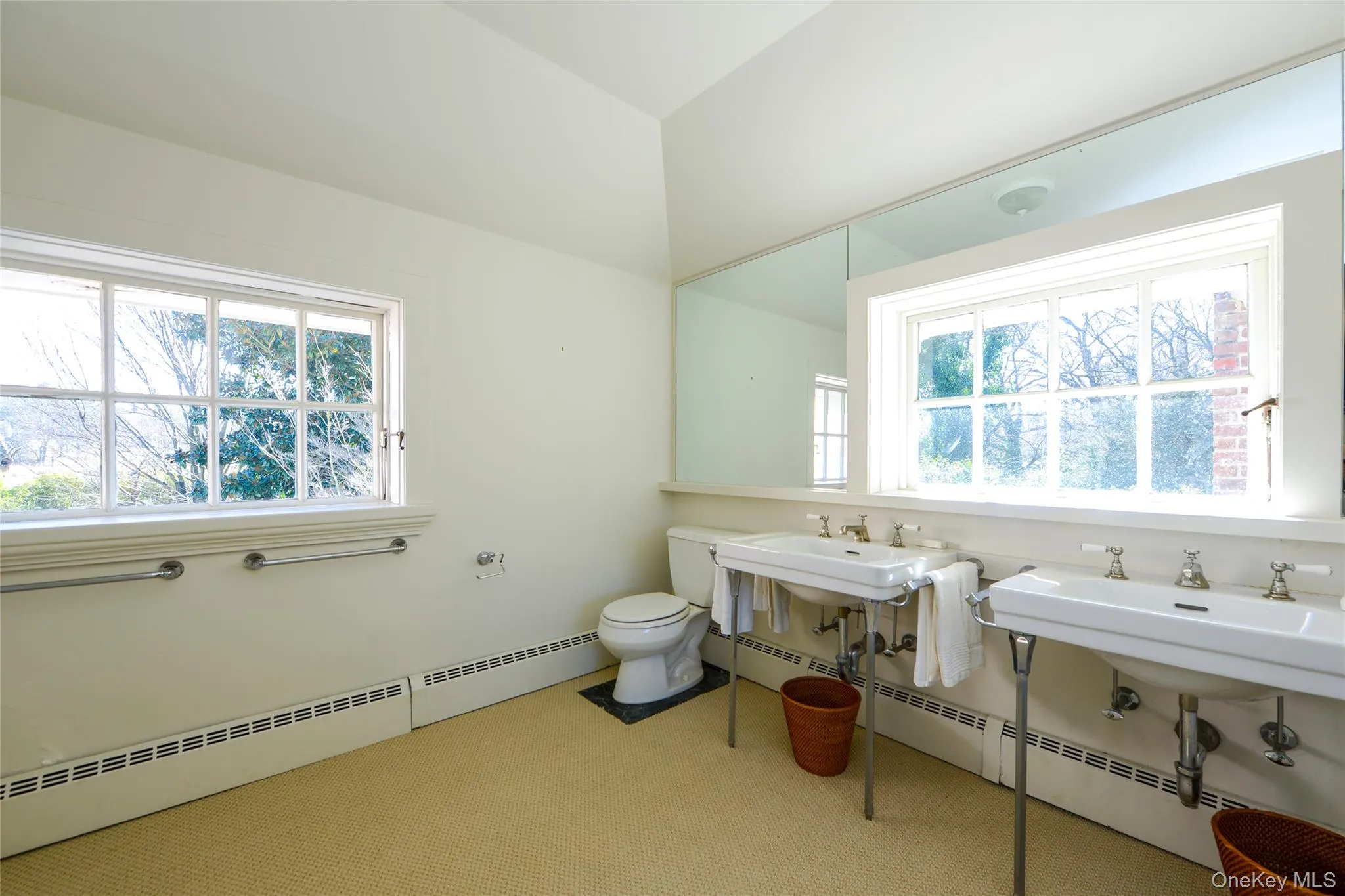1 Pond Road, Glen Cove, NY, 5 Bedrooms Bedrooms, 13 Rooms Rooms,6 BathroomsBathrooms,Residential Lease,For Rent,Pond,0,KEY1018694 1 Pond Road, Glen Cove, NY, 5 Bedrooms Bedrooms, 13 Rooms Rooms,6 BathroomsBathrooms,Residential Lease,For Rent,Pond,0,KEY1018694
