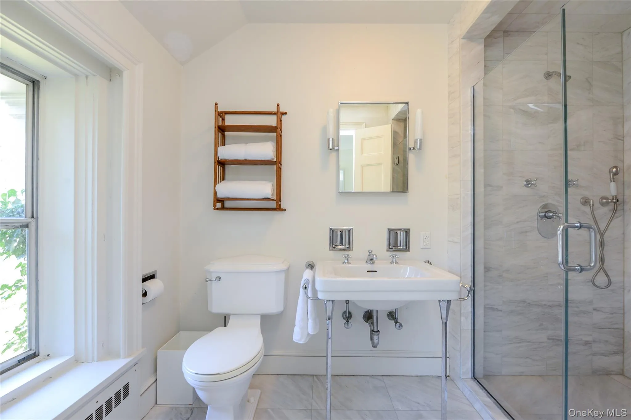 1 Pond Road, Glen Cove, NY, 5 Bedrooms Bedrooms, 13 Rooms Rooms,6 BathroomsBathrooms,Residential Lease,For Rent,Pond,0,KEY1018694 1 Pond Road, Glen Cove, NY, 5 Bedrooms Bedrooms, 13 Rooms Rooms,6 BathroomsBathrooms,Residential Lease,For Rent,Pond,0,KEY1018694