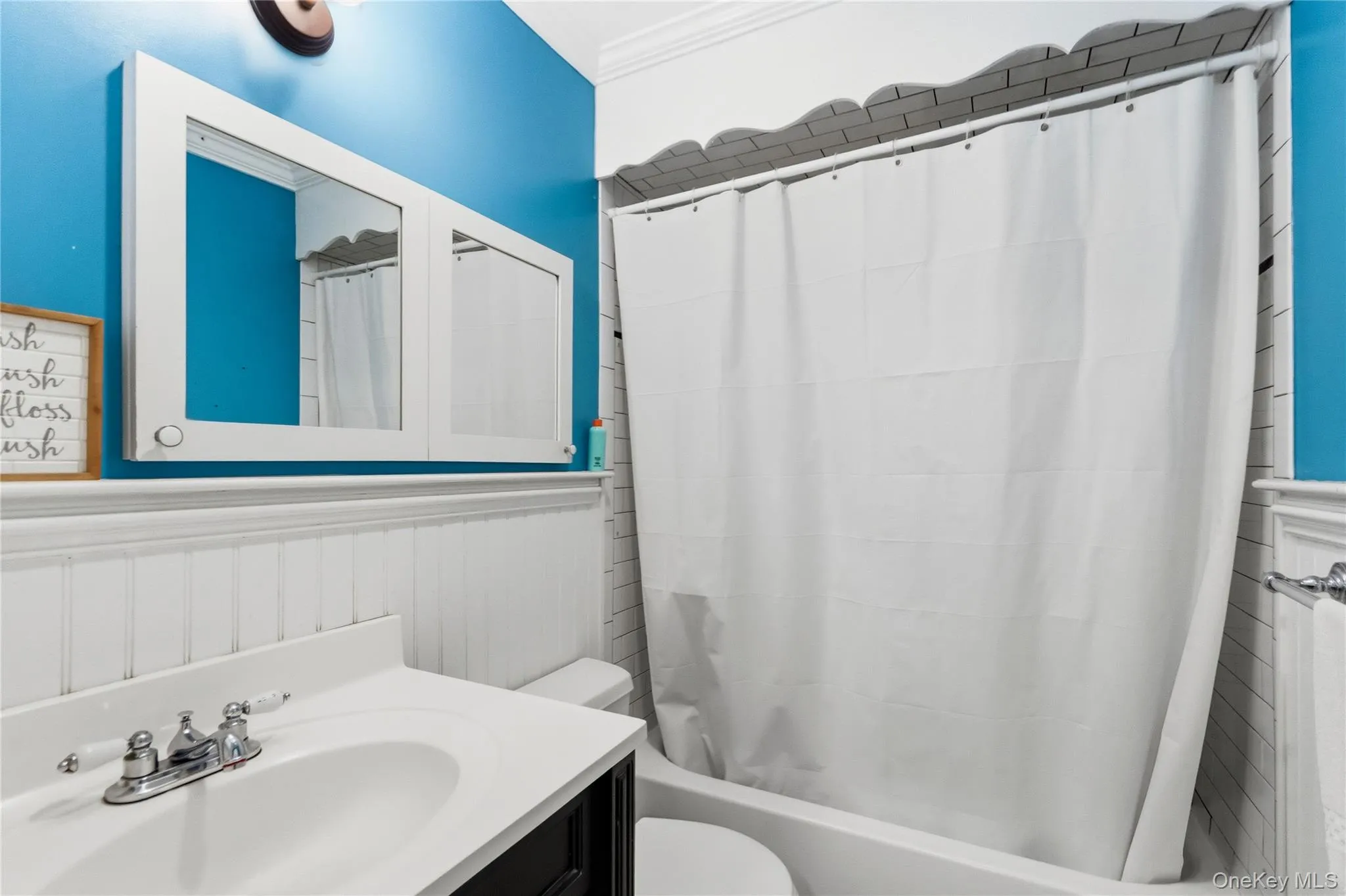 116 Spruce Street, Oyster Bay, NY, 3 Bedrooms Bedrooms, 6 Rooms Rooms,2 BathroomsBathrooms,Residential,For Rent,Spruce,0,1018702 116 Spruce Street, Oyster Bay, NY, 3 Bedrooms Bedrooms, 6 Rooms Rooms,2 BathroomsBathrooms,Residential,For Rent,Spruce,0,1018702