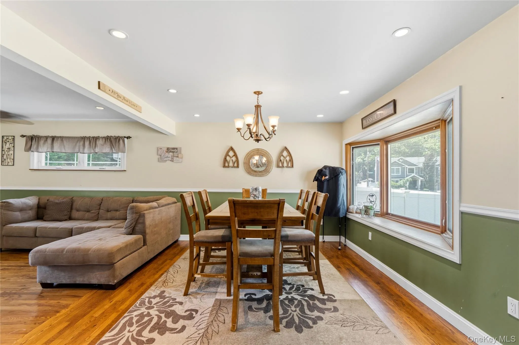 116 Spruce Street, Oyster Bay, NY, 3 Bedrooms Bedrooms, 6 Rooms Rooms,2 BathroomsBathrooms,Residential,For Rent,Spruce,0,1018702 116 Spruce Street, Oyster Bay, NY, 3 Bedrooms Bedrooms, 6 Rooms Rooms,2 BathroomsBathrooms,Residential,For Rent,Spruce,0,1018702