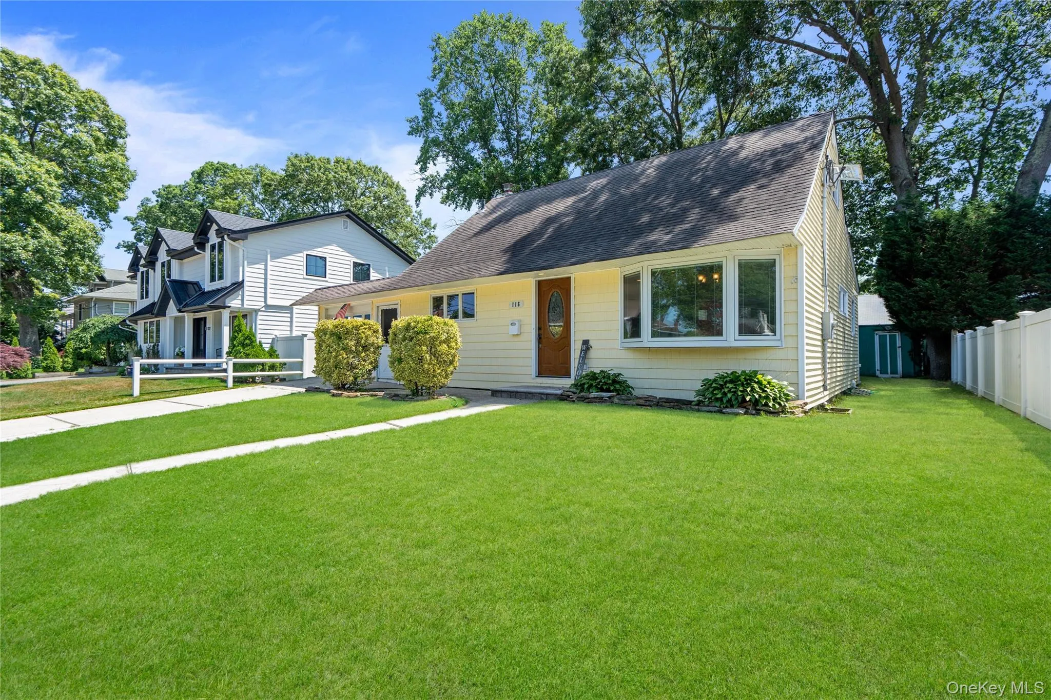 116 Spruce Street, Oyster Bay, NY, 3 Bedrooms Bedrooms, 6 Rooms Rooms,2 BathroomsBathrooms,Residential,For Rent,Spruce,0,1018702 116 Spruce Street, Oyster Bay, NY, 3 Bedrooms Bedrooms, 6 Rooms Rooms,2 BathroomsBathrooms,Residential,For Rent,Spruce,0,1018702