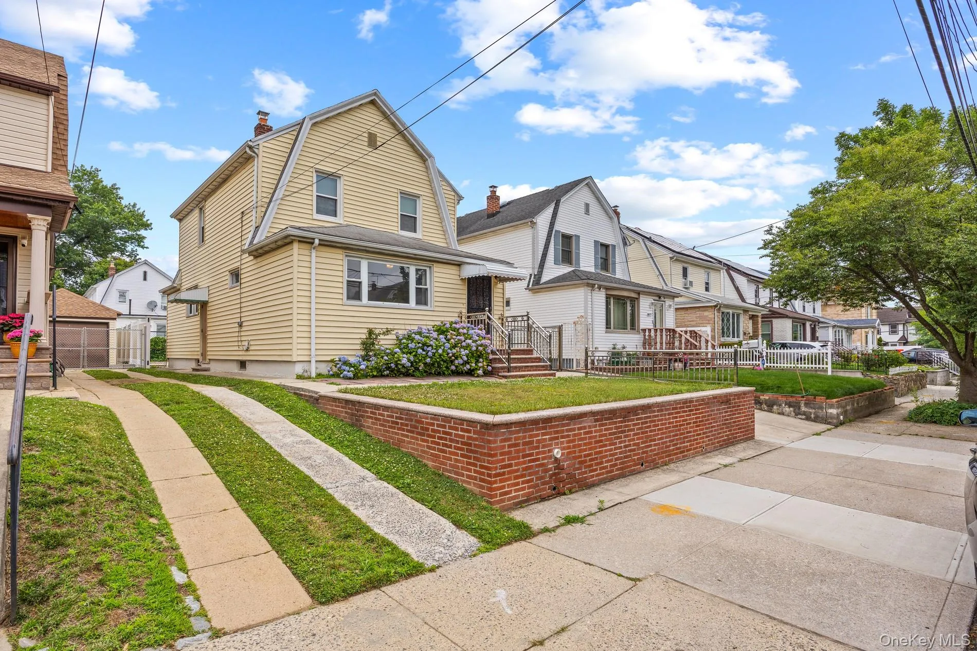 8973 215th Street, New York, NY, 3 Bedrooms Bedrooms, 8 Rooms Rooms,2 BathroomsBathrooms,Residential,For Rent,215th,0,1018703 8973 215th Street, New York, NY, 3 Bedrooms Bedrooms, 8 Rooms Rooms,2 BathroomsBathrooms,Residential,For Rent,215th,0,1018703
