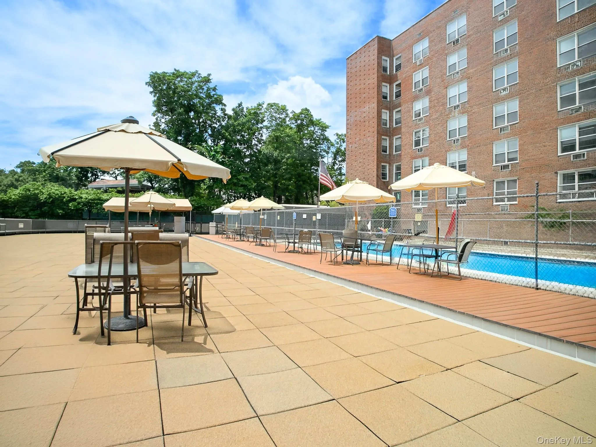 54-40 Little Neck Parkway, New York, NY, 2 Bedrooms Bedrooms, 5 Rooms Rooms,1 BathroomBathrooms,Residential,For Rent,Little Neck Parkway,0,1018705 54-40 Little Neck Parkway, New York, NY, 2 Bedrooms Bedrooms, 5 Rooms Rooms,1 BathroomBathrooms,Residential,For Rent,Little Neck Parkway,0,1018705