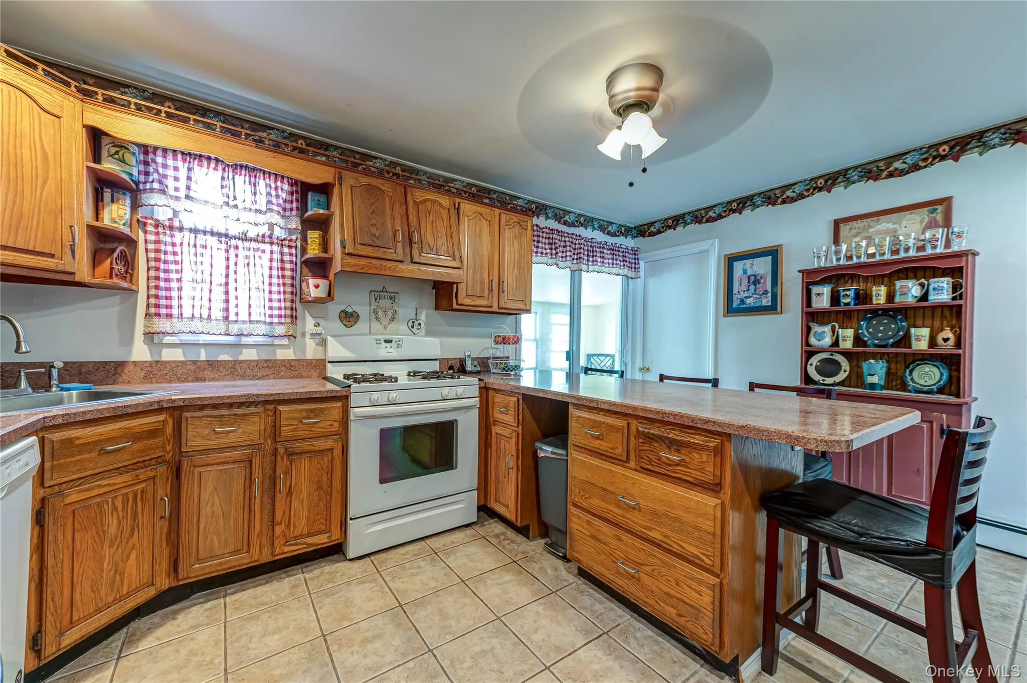 11 Spruce Street, Islip, NY, 3 Bedrooms Bedrooms, 7 Rooms Rooms,2 BathroomsBathrooms,Residential,For Rent,Spruce,0,KEY1018710 11 Spruce Street, Islip, NY, 3 Bedrooms Bedrooms, 7 Rooms Rooms,2 BathroomsBathrooms,Residential,For Rent,Spruce,0,KEY1018710