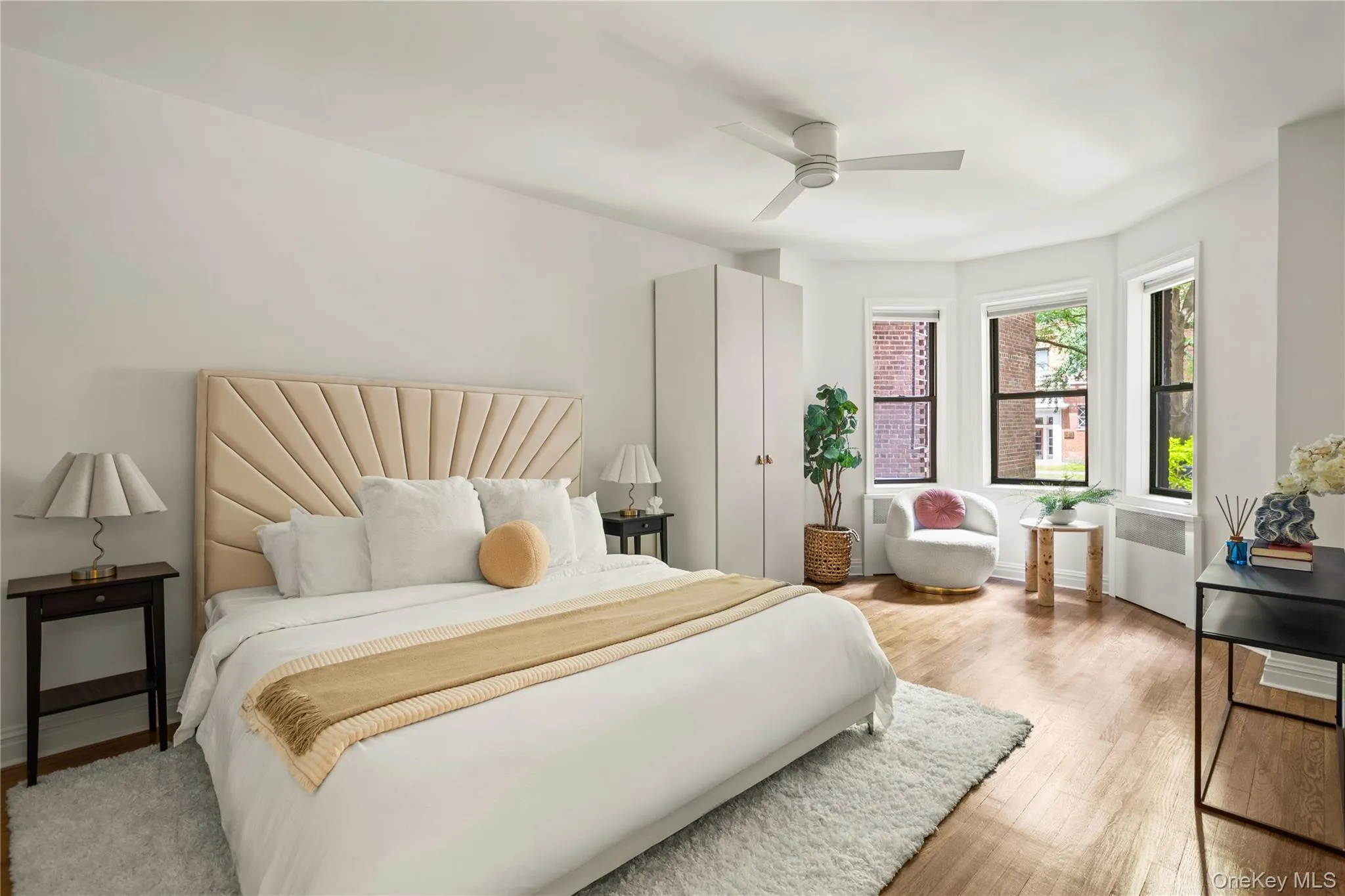 84-12 35th Ave, New York, NY, 1 Bedroom Bedrooms, 3 Rooms Rooms,1 BathroomBathrooms,Residential,For Rent,35th Ave,0,KEY1018711 84-12 35th Ave, New York, NY, 1 Bedroom Bedrooms, 3 Rooms Rooms,1 BathroomBathrooms,Residential,For Rent,35th Ave,0,KEY1018711