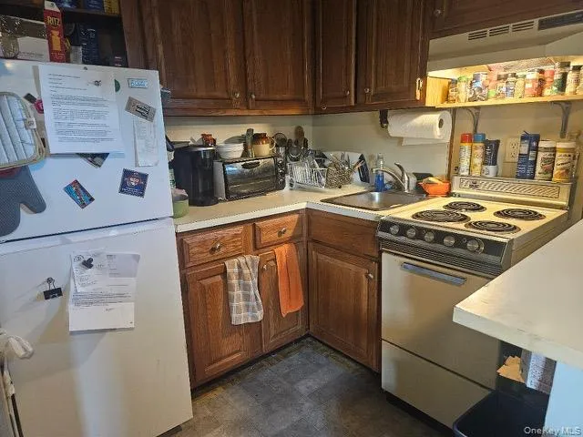 1916 Wilson Avenue, Hempstead, NY, 4 Bedrooms Bedrooms, 7 Rooms Rooms,2 BathroomsBathrooms,Residential,For Rent,Wilson,0,1018714 1916 Wilson Avenue, Hempstead, NY, 4 Bedrooms Bedrooms, 7 Rooms Rooms,2 BathroomsBathrooms,Residential,For Rent,Wilson,0,1018714