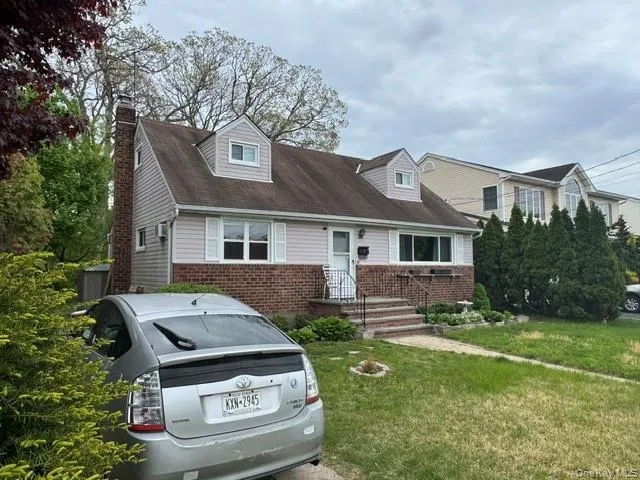 1916 Wilson Avenue, Hempstead, NY, 4 Bedrooms Bedrooms, 7 Rooms Rooms,2 BathroomsBathrooms,Residential,For Rent,Wilson,0,KEY1018714 1916 Wilson Avenue, Hempstead, NY, 4 Bedrooms Bedrooms, 7 Rooms Rooms,2 BathroomsBathrooms,Residential,For Rent,Wilson,0,KEY1018714