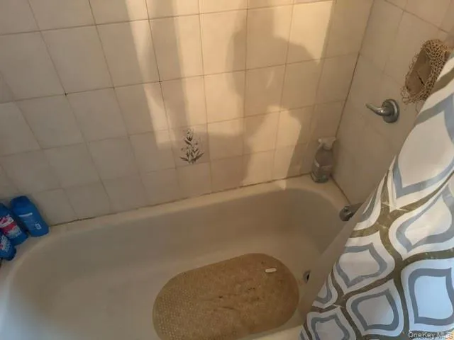1916 Wilson Avenue, Hempstead, NY, 4 Bedrooms Bedrooms, 7 Rooms Rooms,2 BathroomsBathrooms,Residential,For Rent,Wilson,0,KEY1018714 1916 Wilson Avenue, Hempstead, NY, 4 Bedrooms Bedrooms, 7 Rooms Rooms,2 BathroomsBathrooms,Residential,For Rent,Wilson,0,KEY1018714