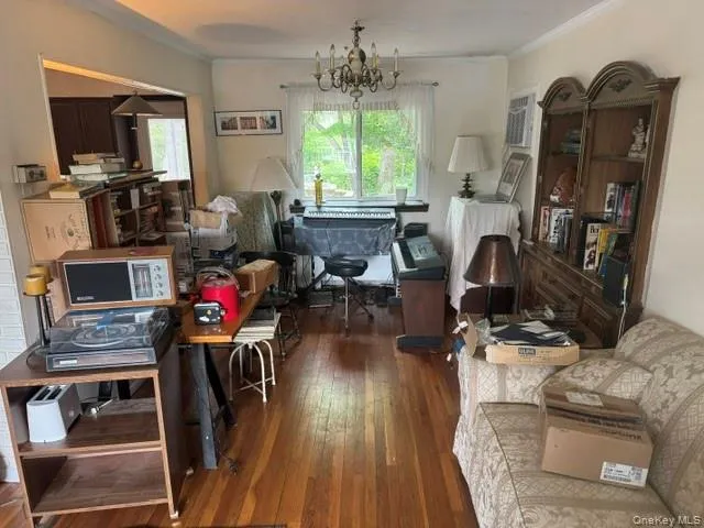 1916 Wilson Avenue, Hempstead, NY, 4 Bedrooms Bedrooms, 7 Rooms Rooms,2 BathroomsBathrooms,Residential,For Rent,Wilson,0,KEY1018714 1916 Wilson Avenue, Hempstead, NY, 4 Bedrooms Bedrooms, 7 Rooms Rooms,2 BathroomsBathrooms,Residential,For Rent,Wilson,0,KEY1018714