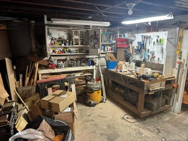 1916 Wilson Avenue, Hempstead, NY, 4 Bedrooms Bedrooms, 7 Rooms Rooms,2 BathroomsBathrooms,Residential,For Rent,Wilson,0,KEY1018714 1916 Wilson Avenue, Hempstead, NY, 4 Bedrooms Bedrooms, 7 Rooms Rooms,2 BathroomsBathrooms,Residential,For Rent,Wilson,0,KEY1018714