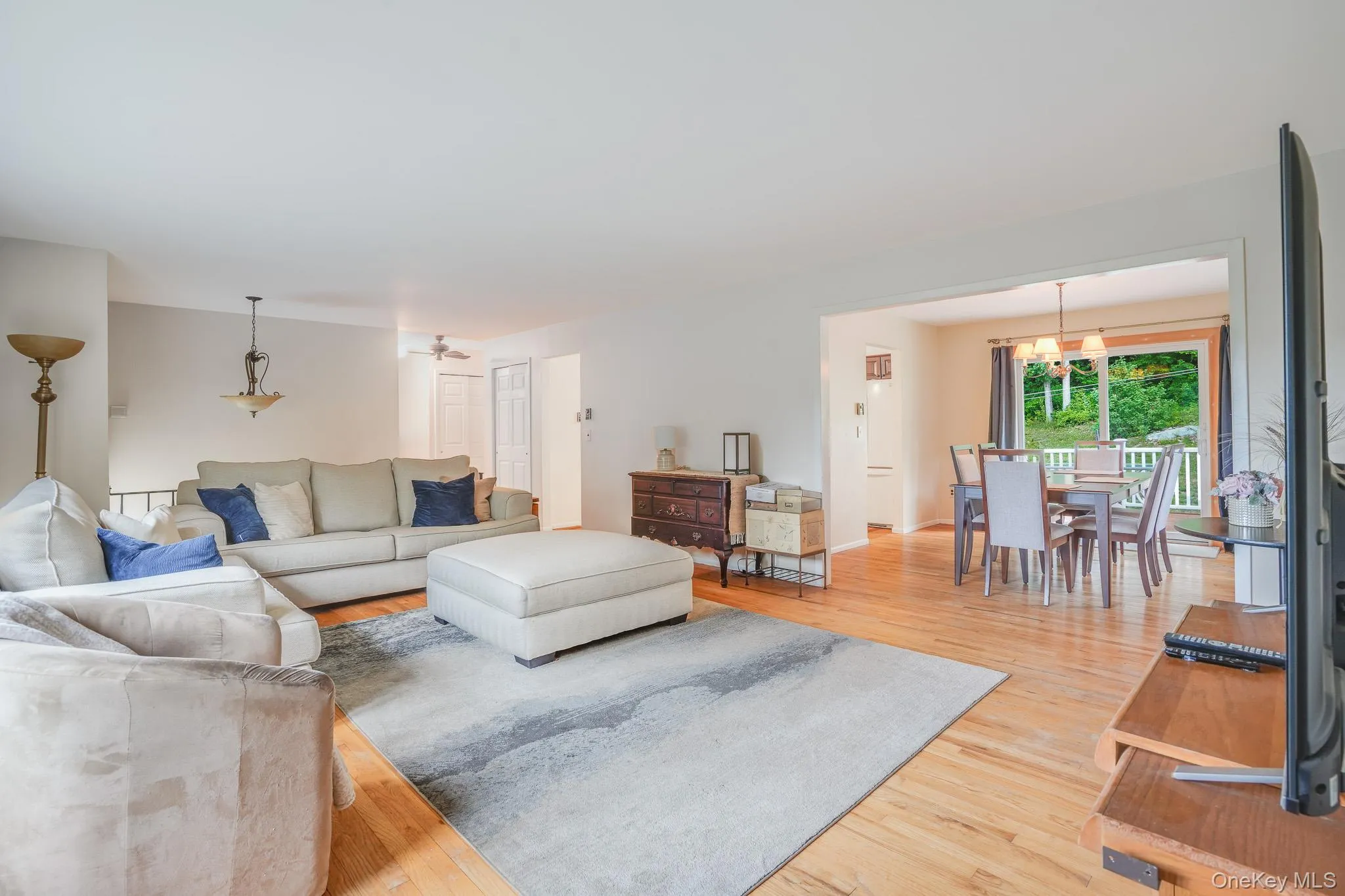 5 Gardineer Road, Putnam Valley, NY, 3 Bedrooms Bedrooms, 7 Rooms Rooms,2 BathroomsBathrooms,Residential,For Rent,Gardineer,0,1018719 5 Gardineer Road, Putnam Valley, NY, 3 Bedrooms Bedrooms, 7 Rooms Rooms,2 BathroomsBathrooms,Residential,For Rent,Gardineer,0,1018719