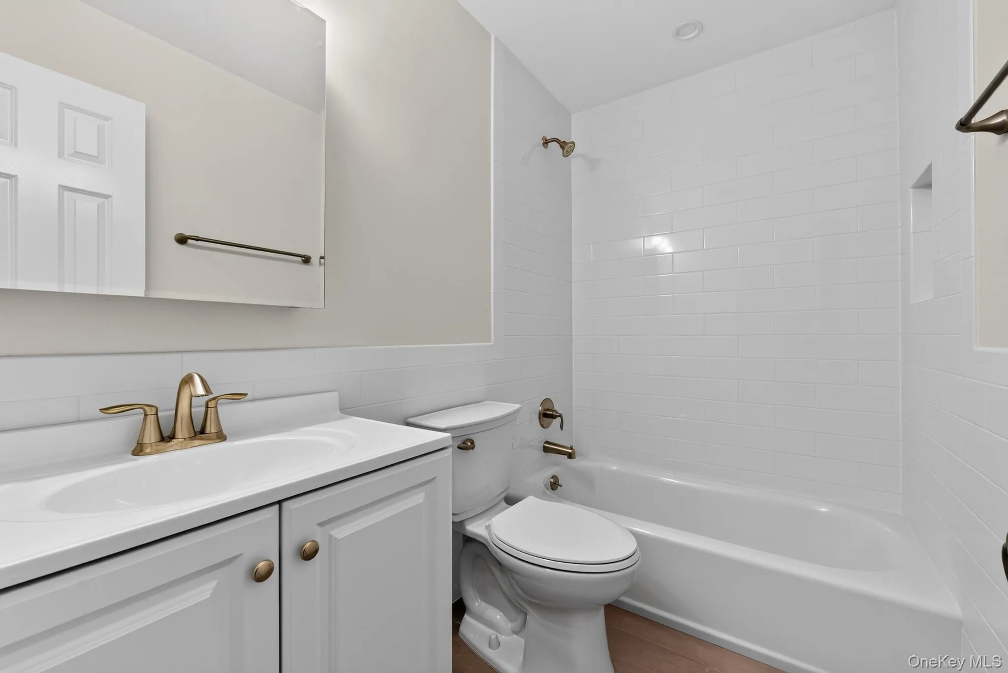89 Ocean Avenue, Oyster Bay, NY, 3 Bedrooms Bedrooms, 6 Rooms Rooms,3 BathroomsBathrooms,Residential,For Rent,Ocean,0,KEY1018721 89 Ocean Avenue, Oyster Bay, NY, 3 Bedrooms Bedrooms, 6 Rooms Rooms,3 BathroomsBathrooms,Residential,For Rent,Ocean,0,KEY1018721