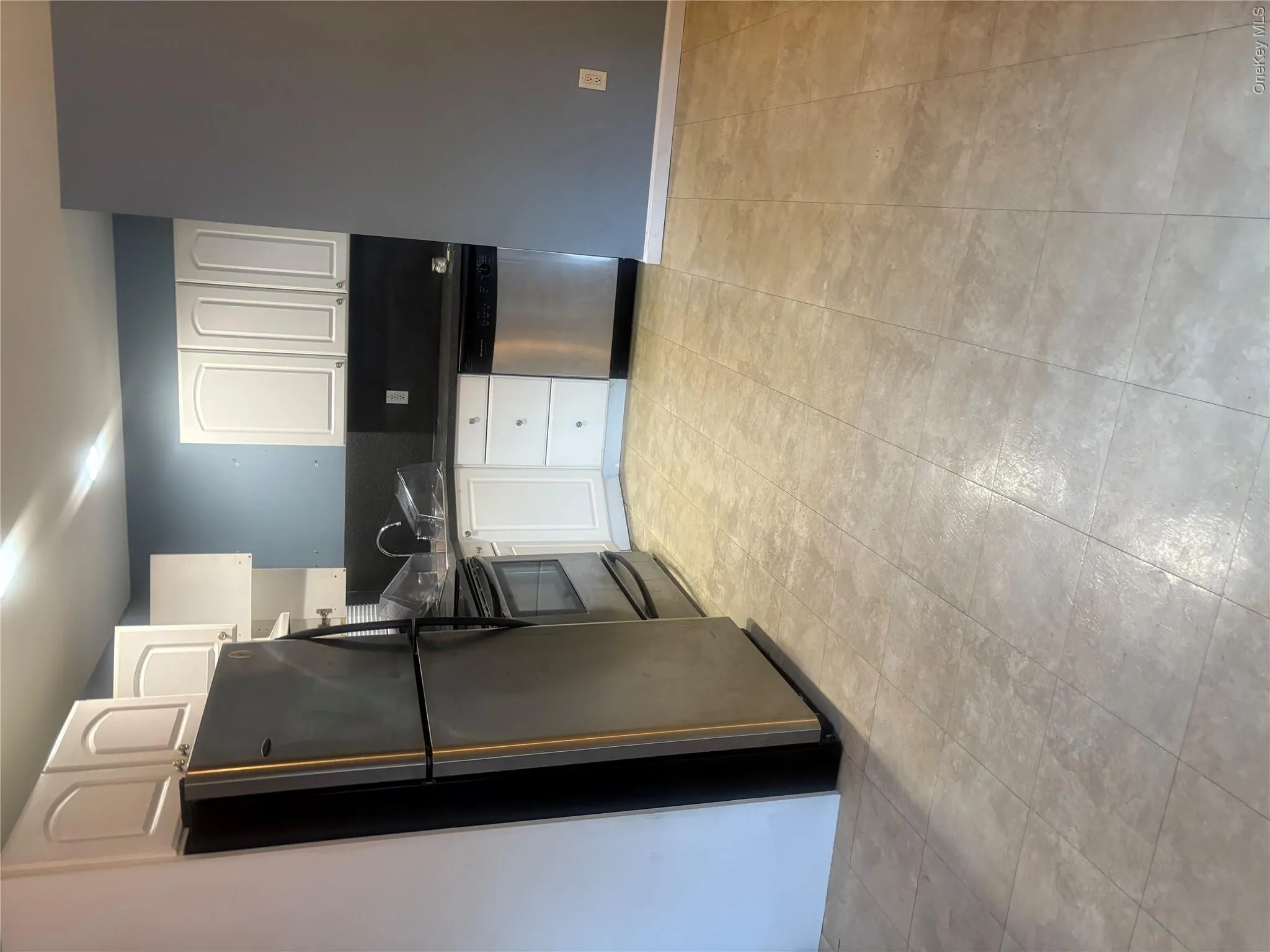 34 MARKWOOD Lane, Huntington, NY, 2 Bedrooms Bedrooms, 5 Rooms Rooms,1 BathroomBathrooms,Residential Lease,For Rent,MARKWOOD,0,1018725 34 MARKWOOD Lane, Huntington, NY, 2 Bedrooms Bedrooms, 5 Rooms Rooms,1 BathroomBathrooms,Residential Lease,For Rent,MARKWOOD,0,1018725