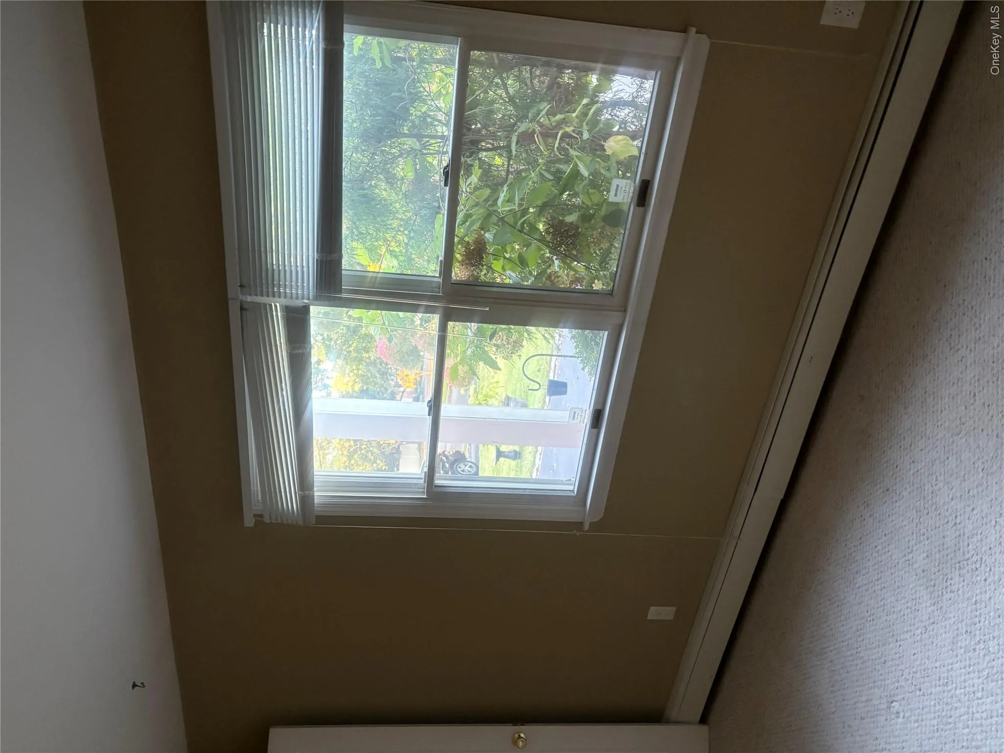 34 MARKWOOD Lane, Huntington, NY, 2 Bedrooms Bedrooms, 5 Rooms Rooms,1 BathroomBathrooms,Residential Lease,For Rent,MARKWOOD,0,1018725 34 MARKWOOD Lane, Huntington, NY, 2 Bedrooms Bedrooms, 5 Rooms Rooms,1 BathroomBathrooms,Residential Lease,For Rent,MARKWOOD,0,1018725