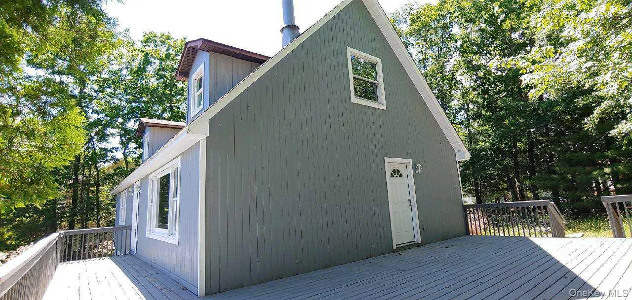 19 Manchester Road, Thompson, NY, 4 Bedrooms Bedrooms, 9 Rooms Rooms,3 BathroomsBathrooms,Residential,For Rent,Manchester,0,1018726 19 Manchester Road, Thompson, NY, 4 Bedrooms Bedrooms, 9 Rooms Rooms,3 BathroomsBathrooms,Residential,For Rent,Manchester,0,1018726