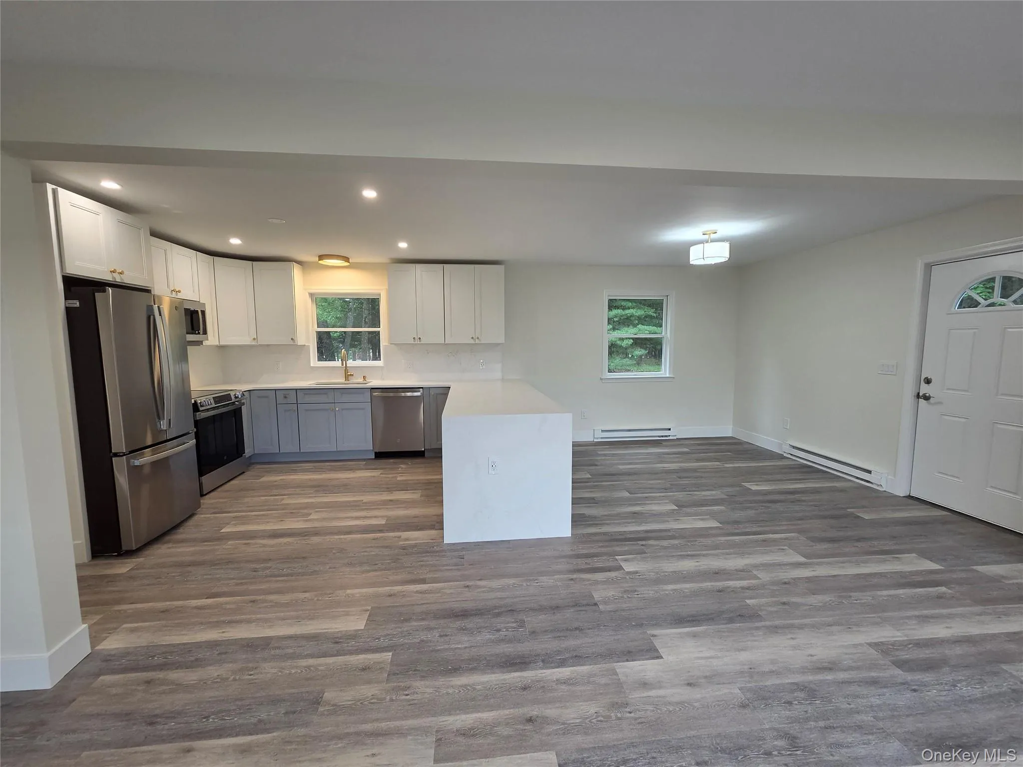 19 Manchester Road, Thompson, NY, 4 Bedrooms Bedrooms, 9 Rooms Rooms,3 BathroomsBathrooms,Residential,For Rent,Manchester,0,1018726 19 Manchester Road, Thompson, NY, 4 Bedrooms Bedrooms, 9 Rooms Rooms,3 BathroomsBathrooms,Residential,For Rent,Manchester,0,1018726