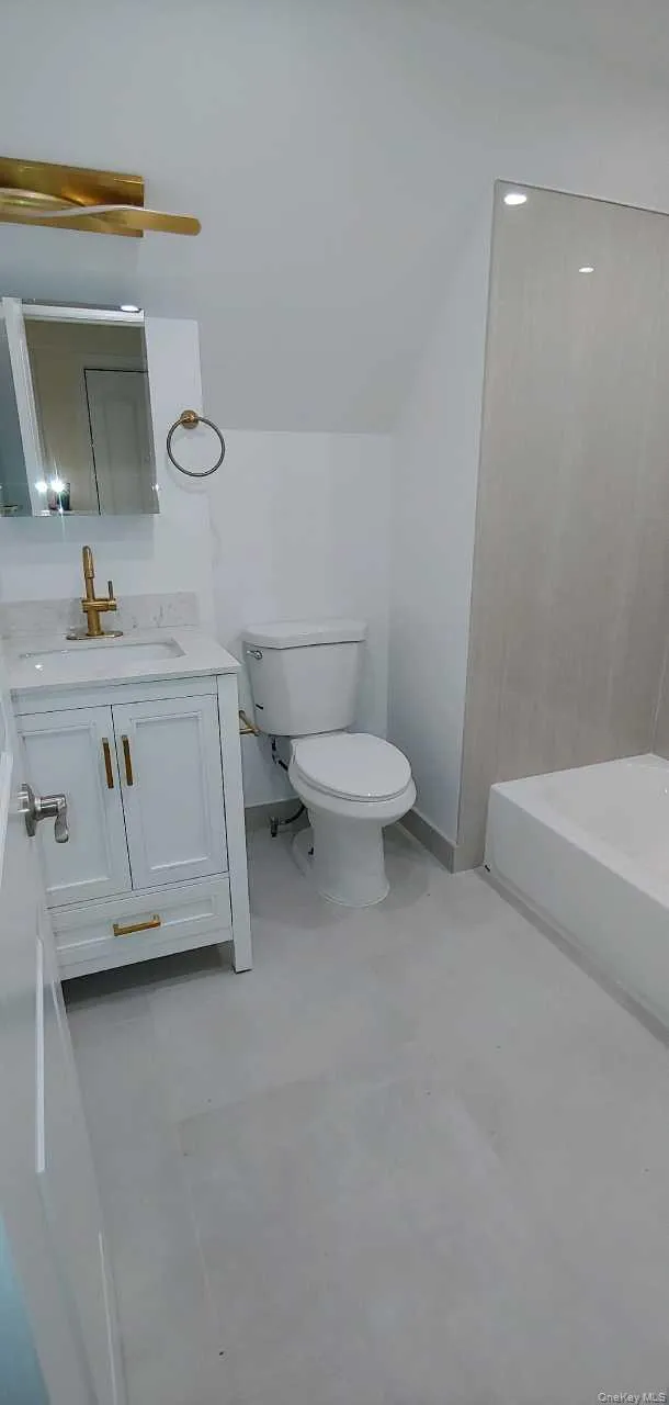 19 Manchester Road, Thompson, NY, 4 Bedrooms Bedrooms, 9 Rooms Rooms,3 BathroomsBathrooms,Residential,For Rent,Manchester,0,1018726 19 Manchester Road, Thompson, NY, 4 Bedrooms Bedrooms, 9 Rooms Rooms,3 BathroomsBathrooms,Residential,For Rent,Manchester,0,1018726