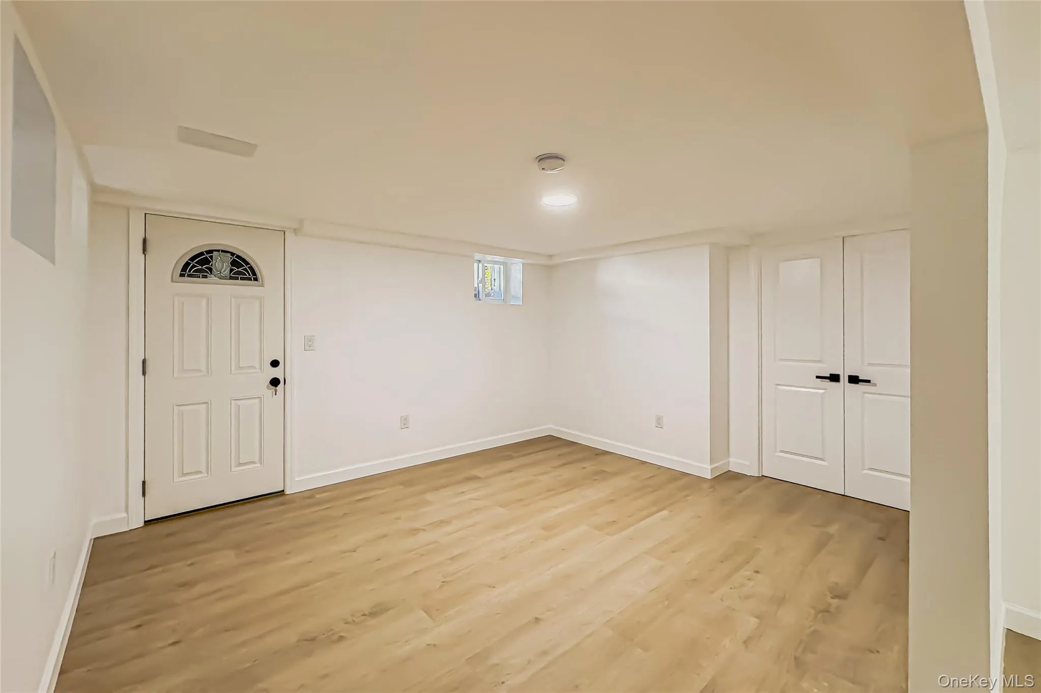 9 Watkins Place, New Rochelle, NY, 4 Bedrooms Bedrooms, 13 Rooms Rooms,3 BathroomsBathrooms,Residential,For Rent,Watkins,0,1018732 9 Watkins Place, New Rochelle, NY, 4 Bedrooms Bedrooms, 13 Rooms Rooms,3 BathroomsBathrooms,Residential,For Rent,Watkins,0,1018732