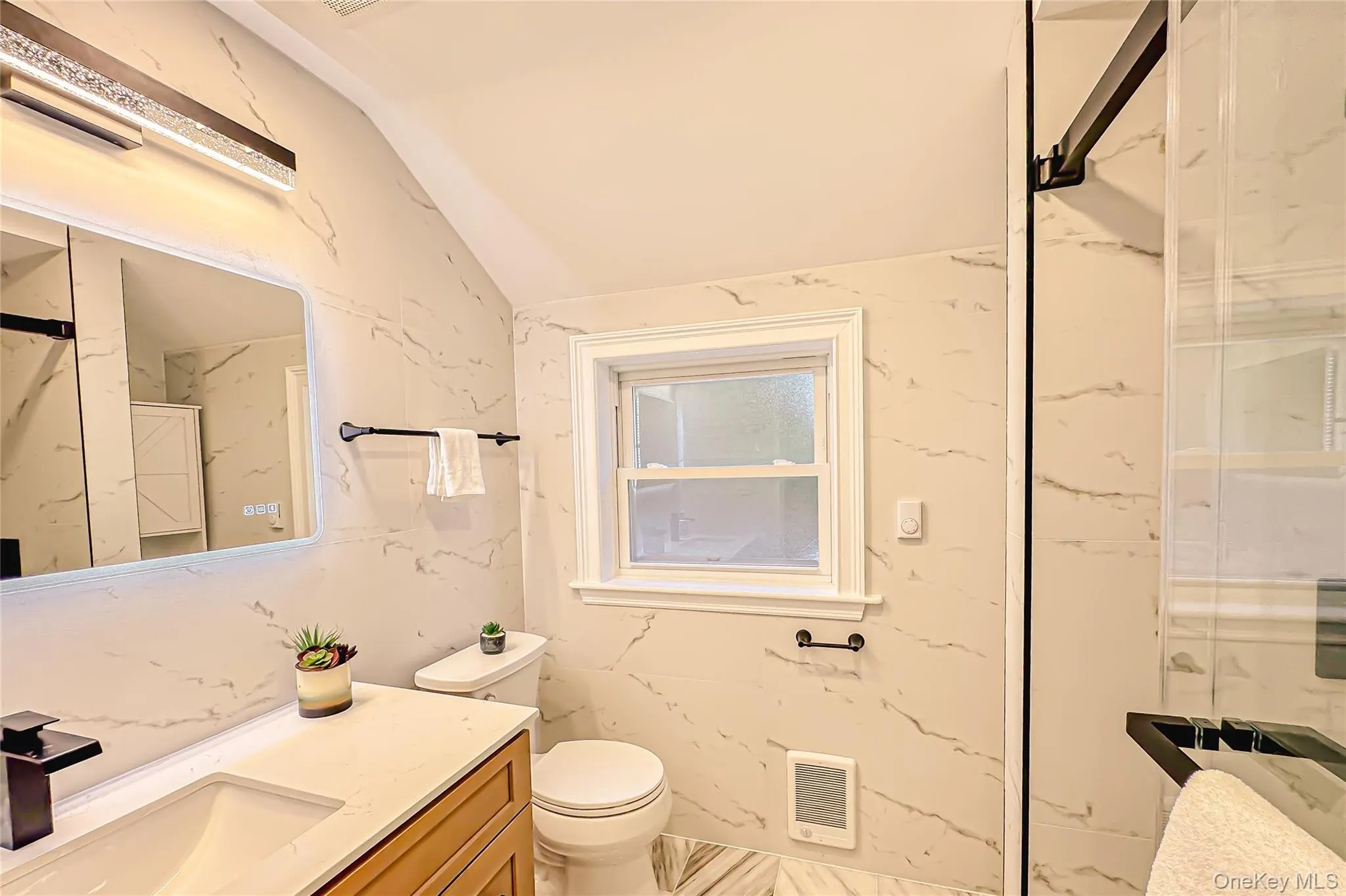 9 Watkins Place, New Rochelle, NY, 4 Bedrooms Bedrooms, 13 Rooms Rooms,3 BathroomsBathrooms,Residential,For Rent,Watkins,0,1018732 9 Watkins Place, New Rochelle, NY, 4 Bedrooms Bedrooms, 13 Rooms Rooms,3 BathroomsBathrooms,Residential,For Rent,Watkins,0,1018732