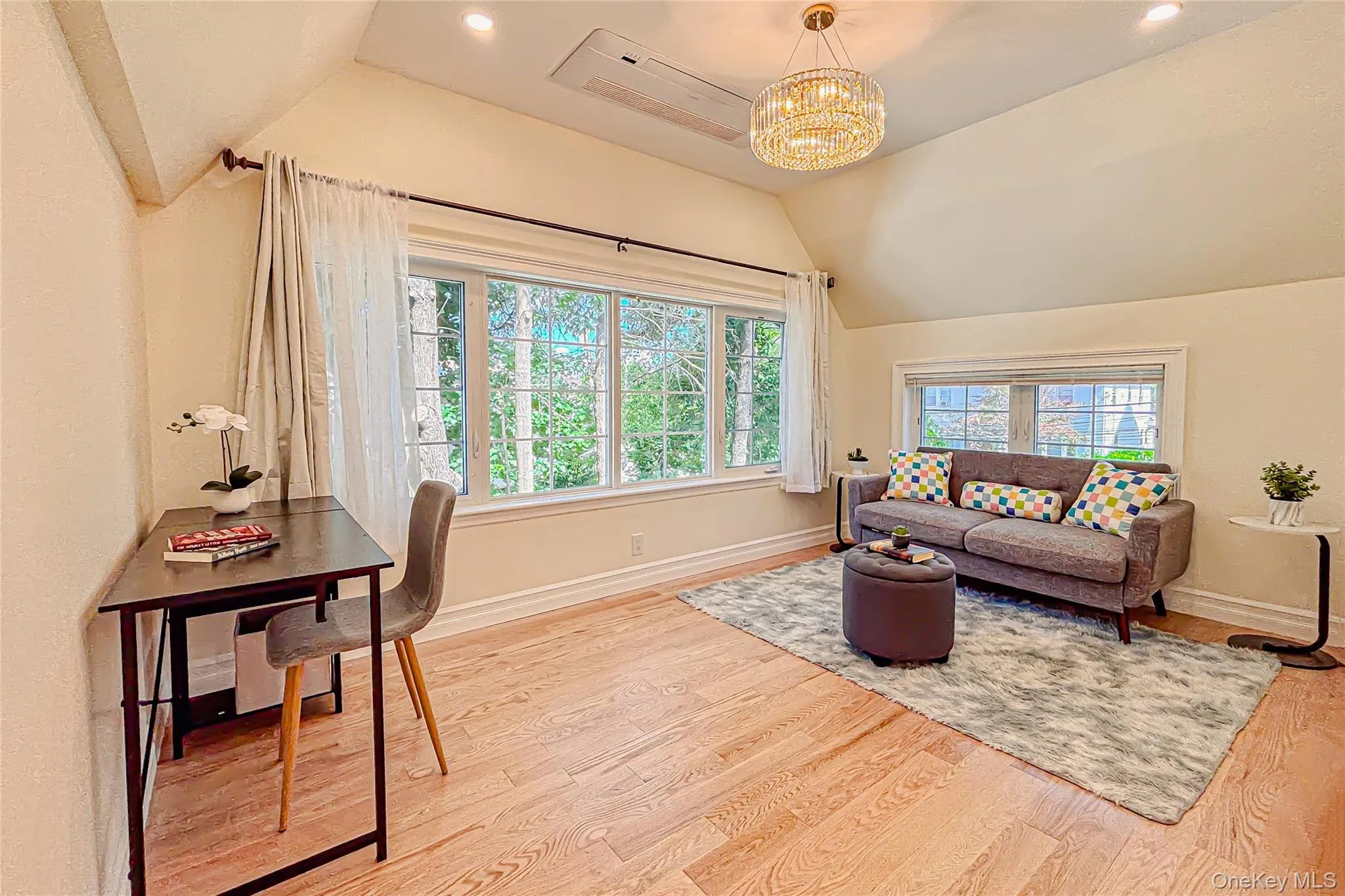 9 Watkins Place, New Rochelle, NY, 4 Bedrooms Bedrooms, 13 Rooms Rooms,3 BathroomsBathrooms,Residential,For Rent,Watkins,0,1018732 9 Watkins Place, New Rochelle, NY, 4 Bedrooms Bedrooms, 13 Rooms Rooms,3 BathroomsBathrooms,Residential,For Rent,Watkins,0,1018732