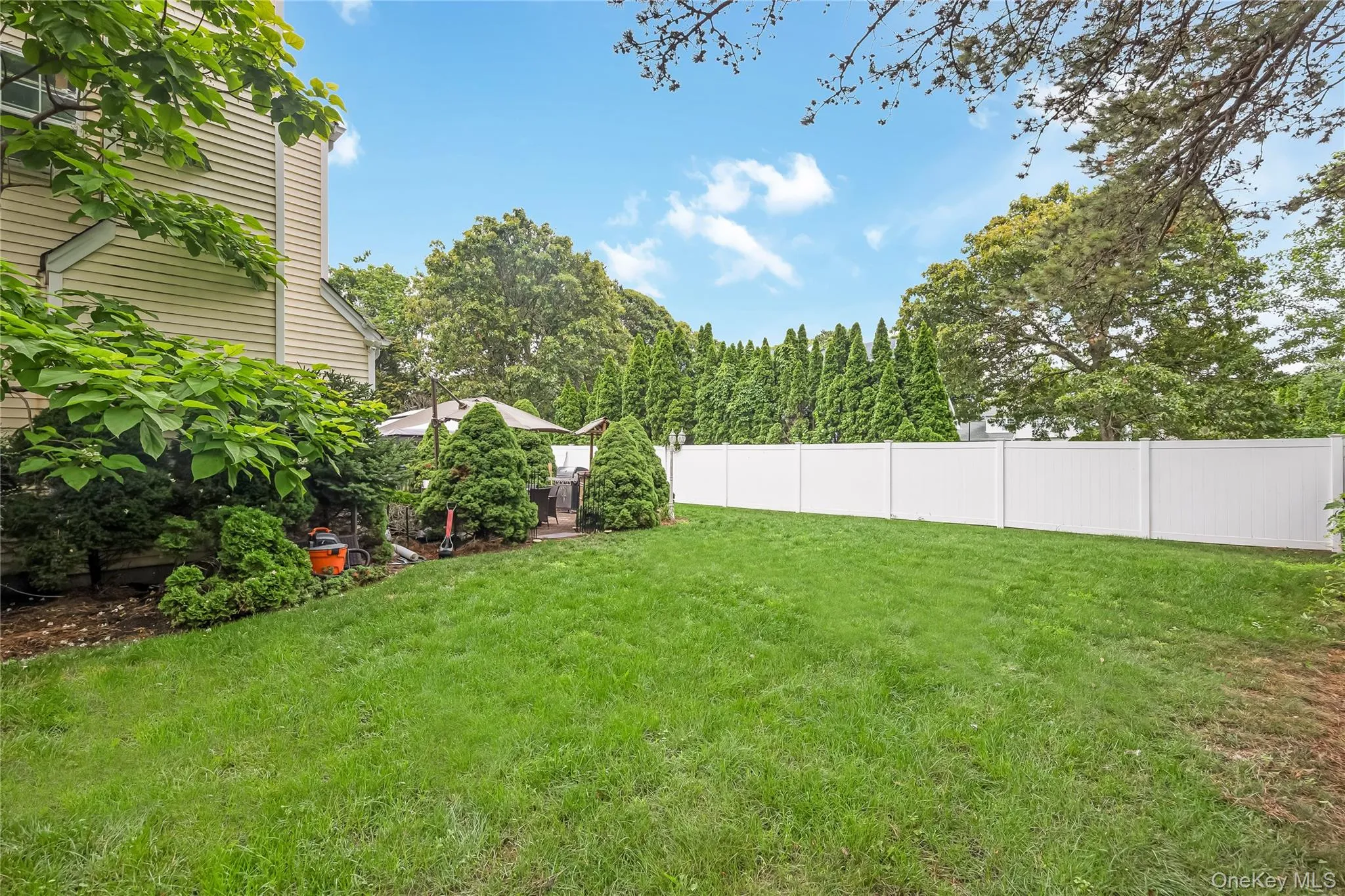 10 John Street, Brookhaven, NY, 4 Bedrooms Bedrooms, 10 Rooms Rooms,2 BathroomsBathrooms,Residential,For Rent,John,0,KEY1018734 10 John Street, Brookhaven, NY, 4 Bedrooms Bedrooms, 10 Rooms Rooms,2 BathroomsBathrooms,Residential,For Rent,John,0,KEY1018734