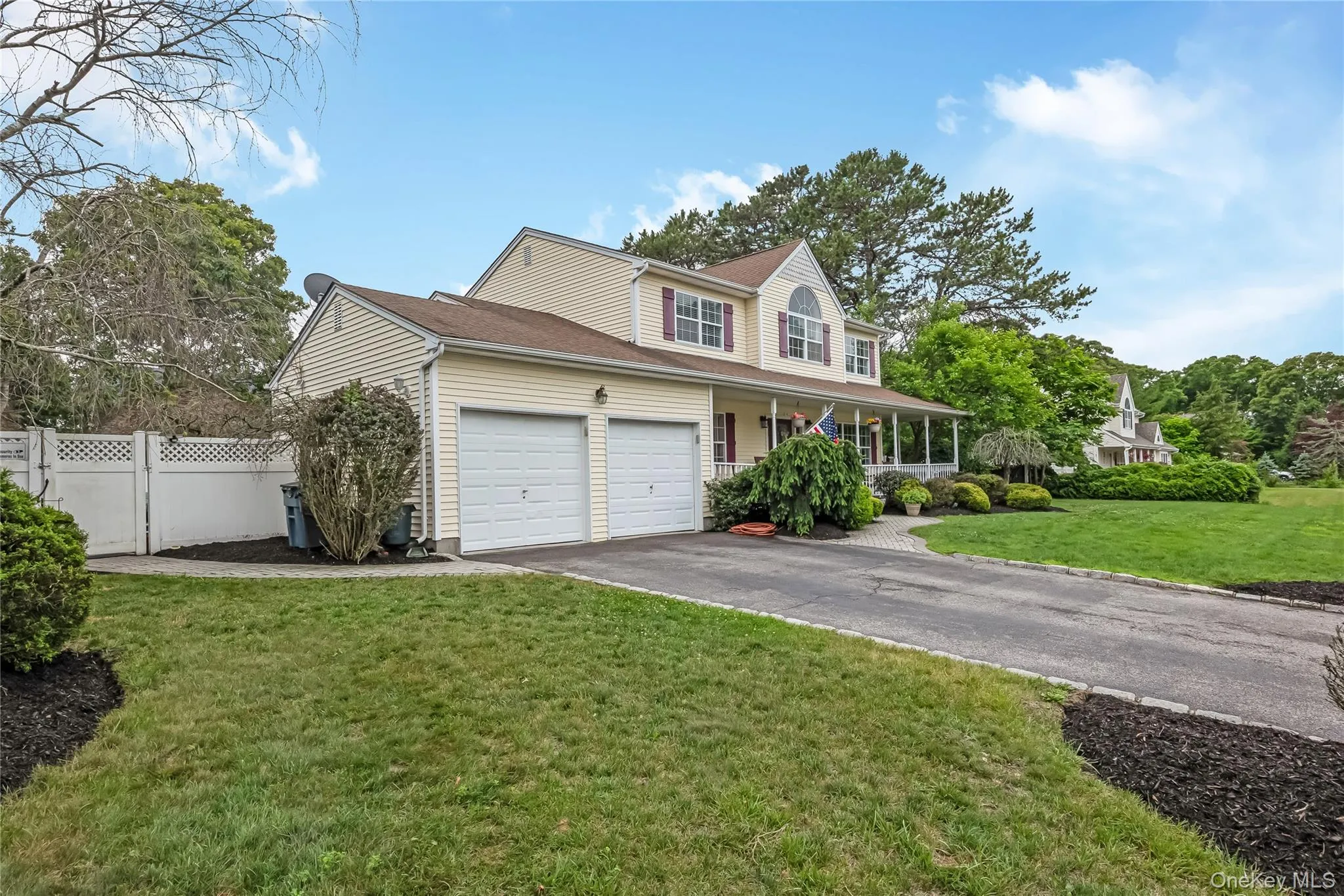 10 John Street, Brookhaven, NY, 4 Bedrooms Bedrooms, 10 Rooms Rooms,2 BathroomsBathrooms,Residential,For Rent,John,0,KEY1018734 10 John Street, Brookhaven, NY, 4 Bedrooms Bedrooms, 10 Rooms Rooms,2 BathroomsBathrooms,Residential,For Rent,John,0,KEY1018734