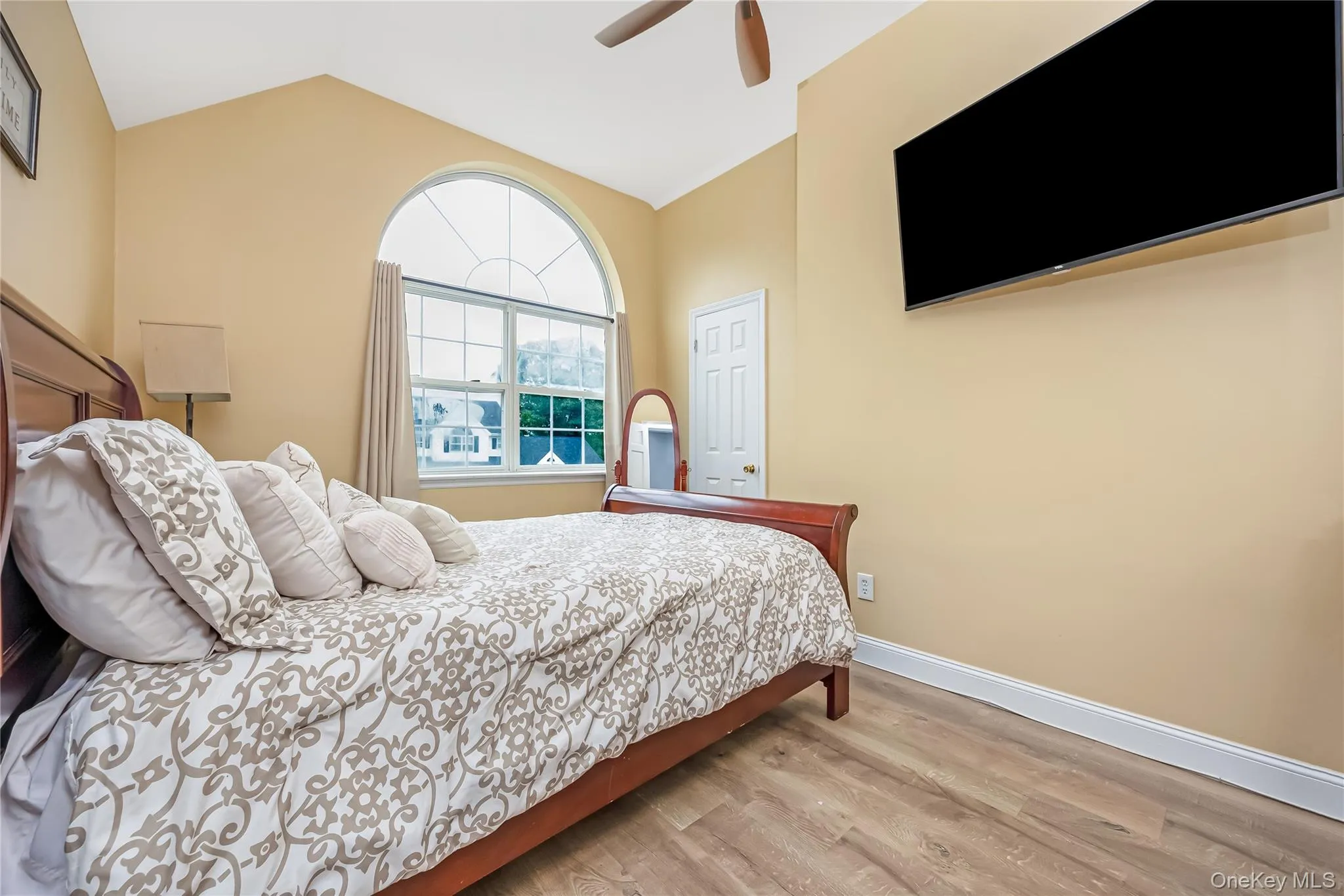 10 John Street, Brookhaven, NY, 4 Bedrooms Bedrooms, 10 Rooms Rooms,2 BathroomsBathrooms,Residential,For Rent,John,0,KEY1018734 10 John Street, Brookhaven, NY, 4 Bedrooms Bedrooms, 10 Rooms Rooms,2 BathroomsBathrooms,Residential,For Rent,John,0,KEY1018734