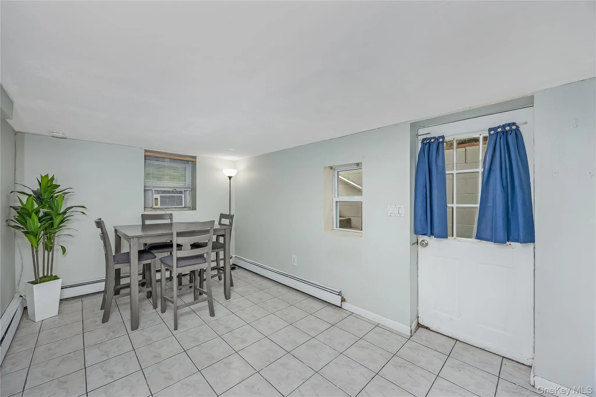 10 John Street, Brookhaven, NY, 4 Bedrooms Bedrooms, 10 Rooms Rooms,2 BathroomsBathrooms,Residential,For Rent,John,0,KEY1018734 10 John Street, Brookhaven, NY, 4 Bedrooms Bedrooms, 10 Rooms Rooms,2 BathroomsBathrooms,Residential,For Rent,John,0,KEY1018734