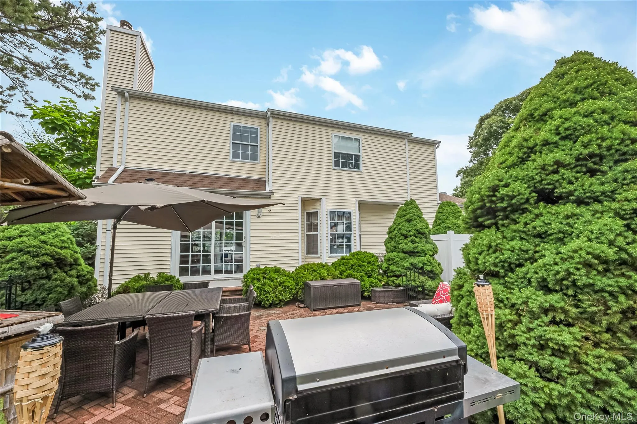 10 John Street, Brookhaven, NY, 4 Bedrooms Bedrooms, 10 Rooms Rooms,2 BathroomsBathrooms,Residential,For Rent,John,0,KEY1018734 10 John Street, Brookhaven, NY, 4 Bedrooms Bedrooms, 10 Rooms Rooms,2 BathroomsBathrooms,Residential,For Rent,John,0,KEY1018734