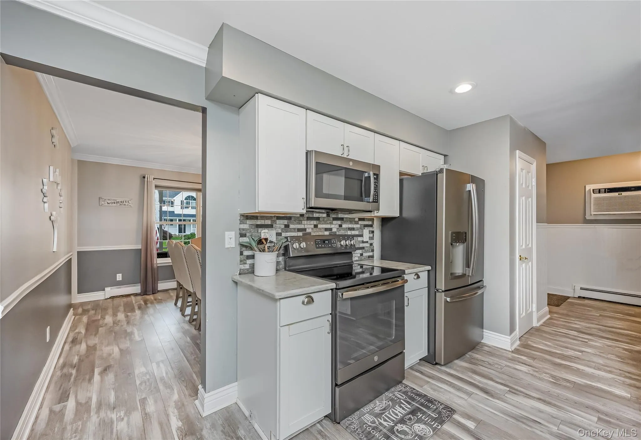 10 John Street, Brookhaven, NY, 4 Bedrooms Bedrooms, 10 Rooms Rooms,2 BathroomsBathrooms,Residential,For Rent,John,0,KEY1018734 10 John Street, Brookhaven, NY, 4 Bedrooms Bedrooms, 10 Rooms Rooms,2 BathroomsBathrooms,Residential,For Rent,John,0,KEY1018734