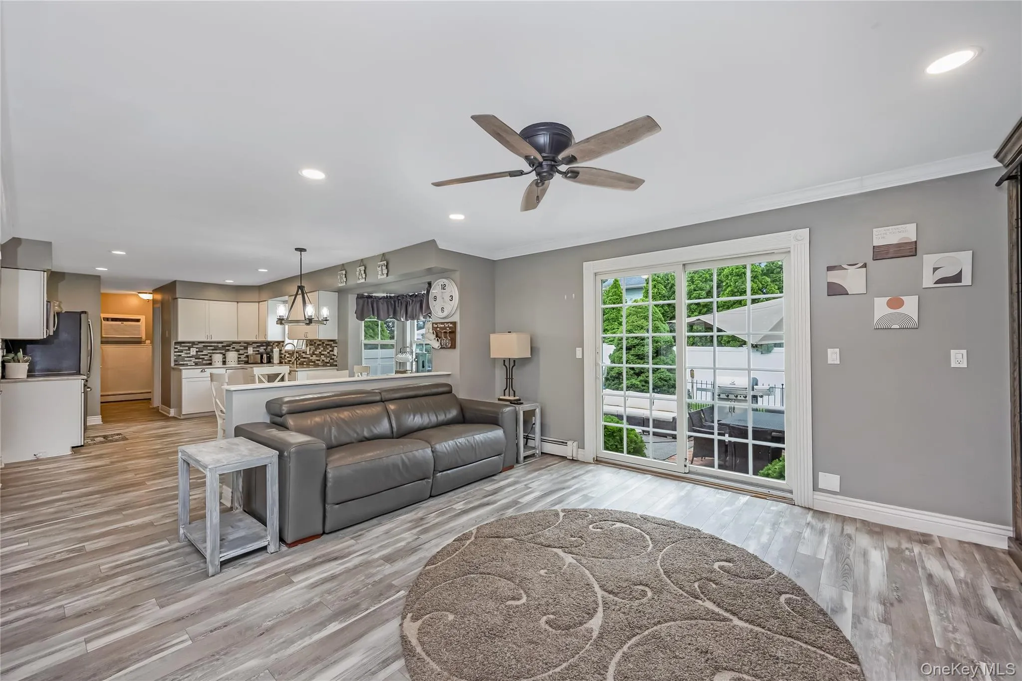10 John Street, Brookhaven, NY, 4 Bedrooms Bedrooms, 10 Rooms Rooms,2 BathroomsBathrooms,Residential,For Rent,John,0,KEY1018734 10 John Street, Brookhaven, NY, 4 Bedrooms Bedrooms, 10 Rooms Rooms,2 BathroomsBathrooms,Residential,For Rent,John,0,KEY1018734