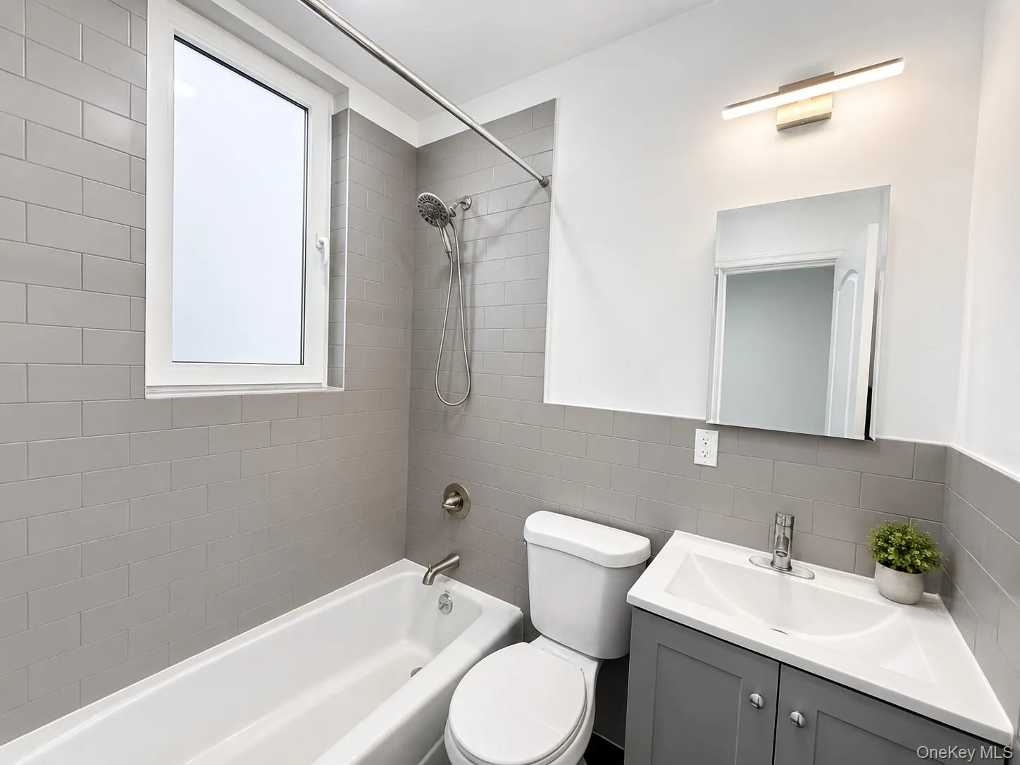 6946 64th Street, New York, NY, 1 Bedroom Bedrooms, 3 Rooms Rooms,1 BathroomBathrooms,Residential Lease,For Rent,64th,0,KEY1018738 6946 64th Street, New York, NY, 1 Bedroom Bedrooms, 3 Rooms Rooms,1 BathroomBathrooms,Residential Lease,For Rent,64th,0,KEY1018738