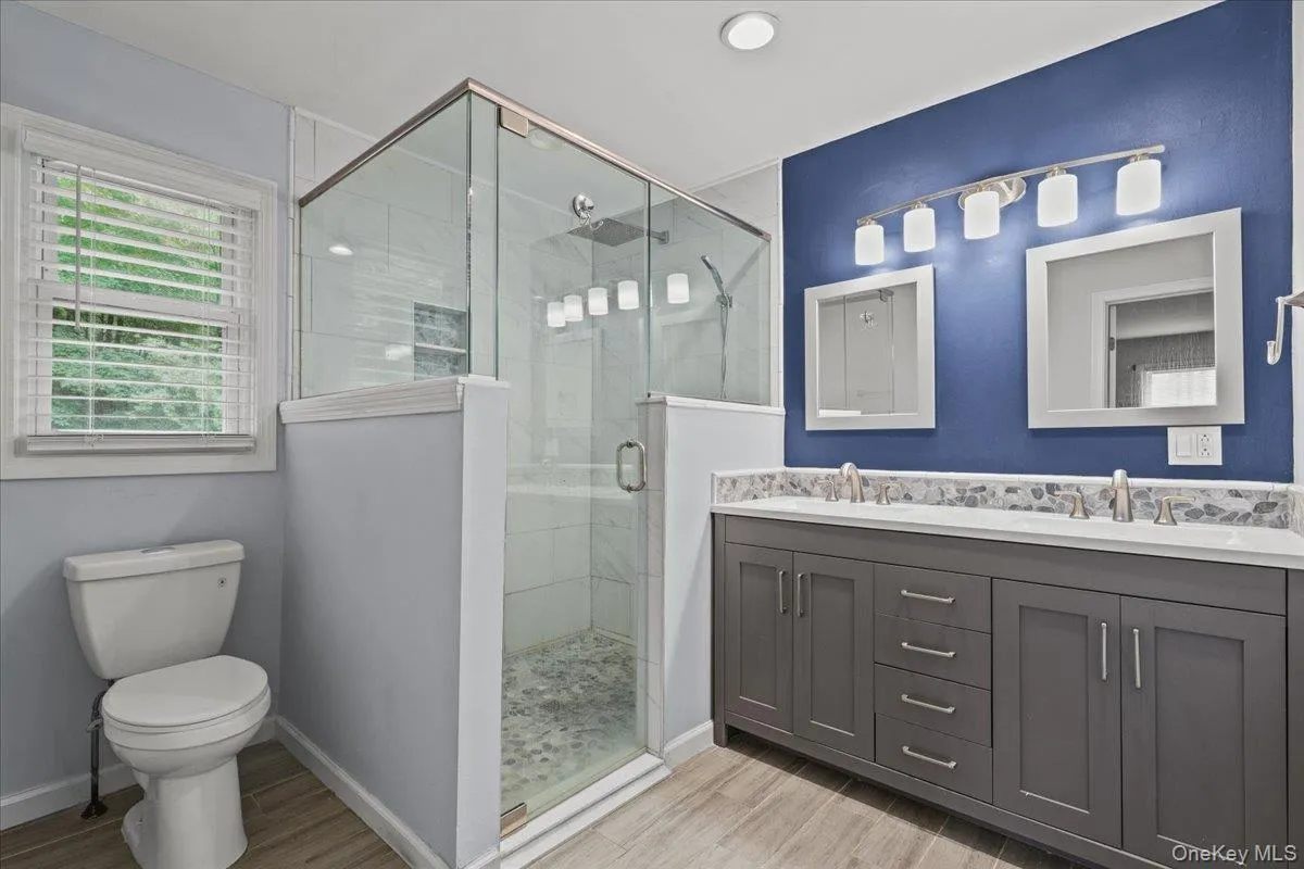 Full Bath main level Full Bath main level