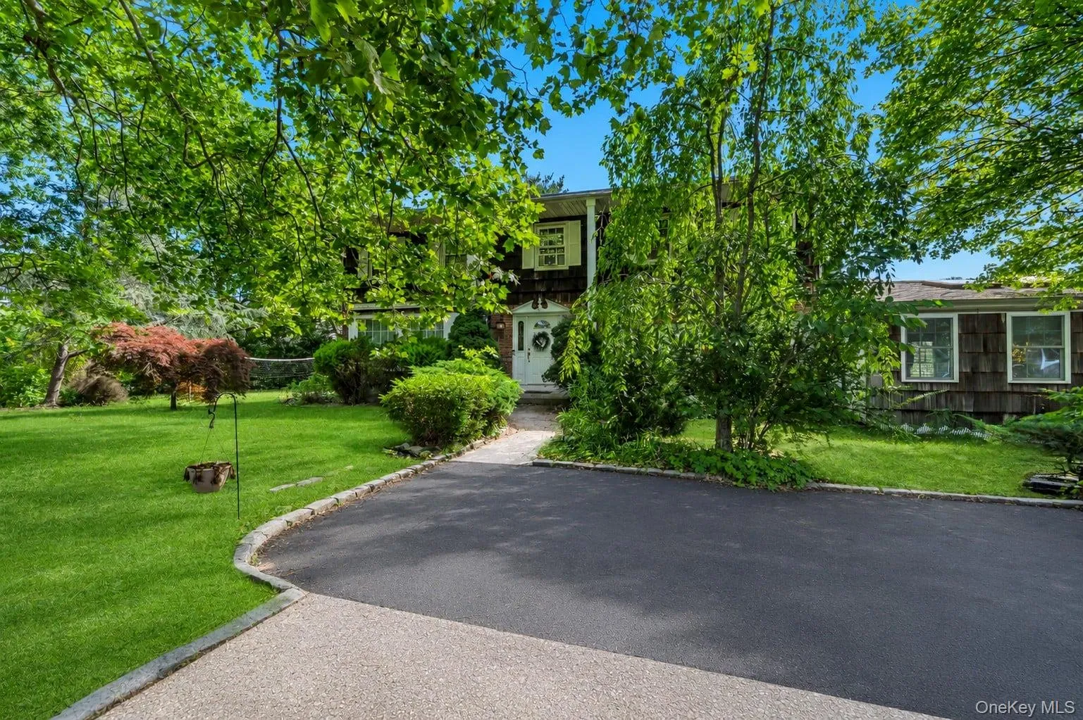 55 Riverview Court, Islip, NY, 4 Bedrooms Bedrooms, 10 Rooms Rooms,4 BathroomsBathrooms,Residential,For Rent,Riverview,0,KEY1018752 55 Riverview Court, Islip, NY, 4 Bedrooms Bedrooms, 10 Rooms Rooms,4 BathroomsBathrooms,Residential,For Rent,Riverview,0,KEY1018752