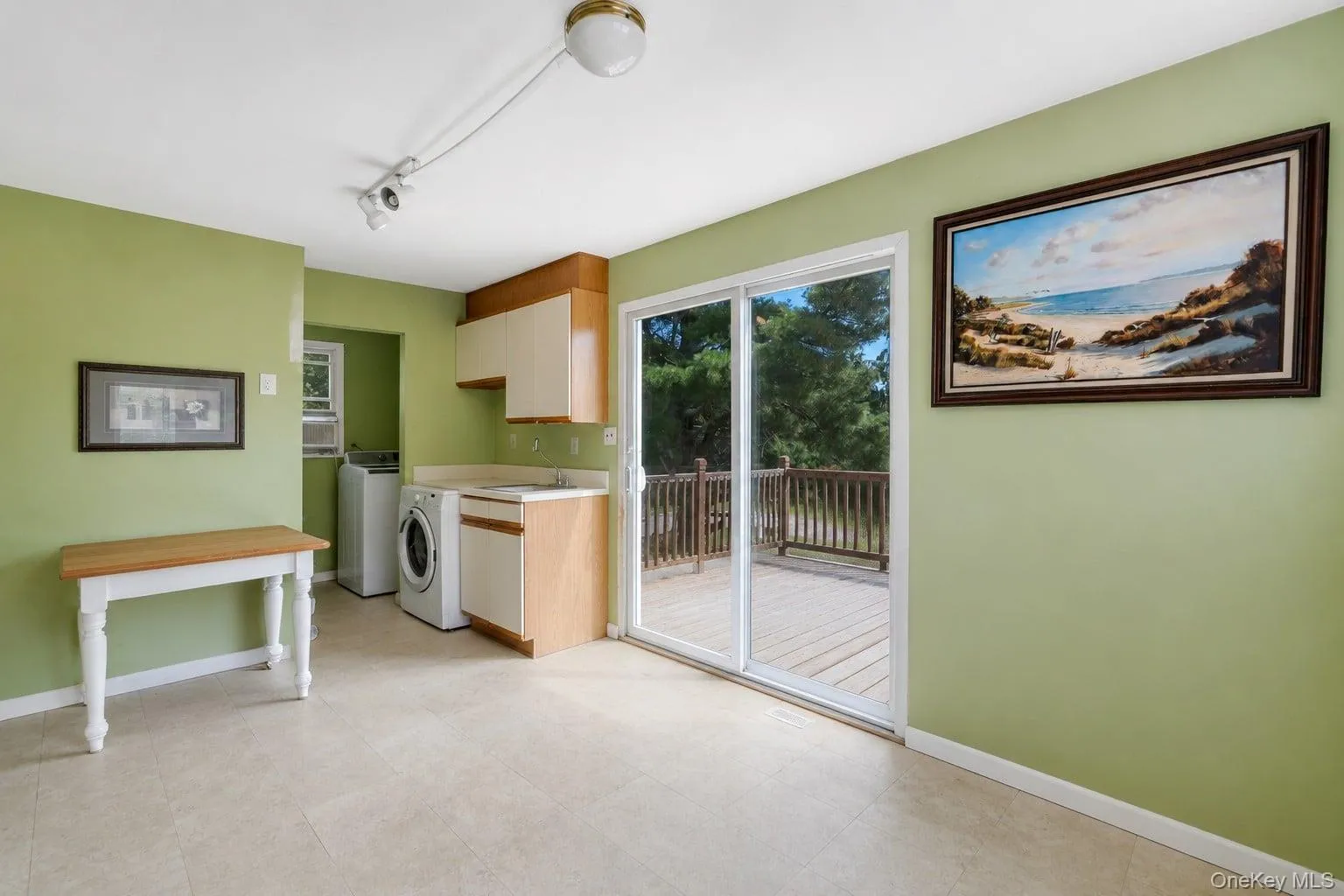 55 Riverview Court, Islip, NY, 4 Bedrooms Bedrooms, 10 Rooms Rooms,4 BathroomsBathrooms,Residential,For Rent,Riverview,0,KEY1018752 55 Riverview Court, Islip, NY, 4 Bedrooms Bedrooms, 10 Rooms Rooms,4 BathroomsBathrooms,Residential,For Rent,Riverview,0,KEY1018752