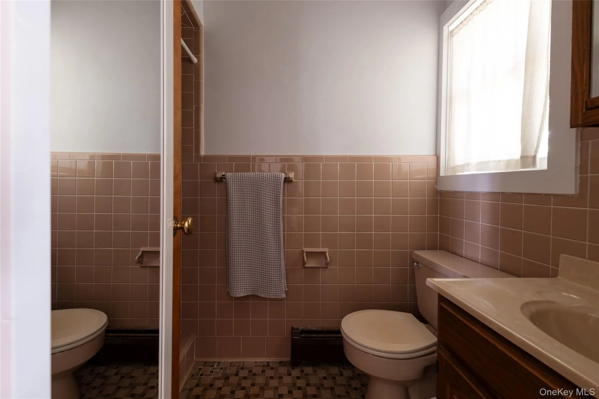 22 Crosmour Road, Rhinebeck, NY, 3 Bedrooms Bedrooms, 6 Rooms Rooms,3 BathroomsBathrooms,Residential,For Rent,Crosmour,0,KEY1018754 22 Crosmour Road, Rhinebeck, NY, 3 Bedrooms Bedrooms, 6 Rooms Rooms,3 BathroomsBathrooms,Residential,For Rent,Crosmour,0,KEY1018754