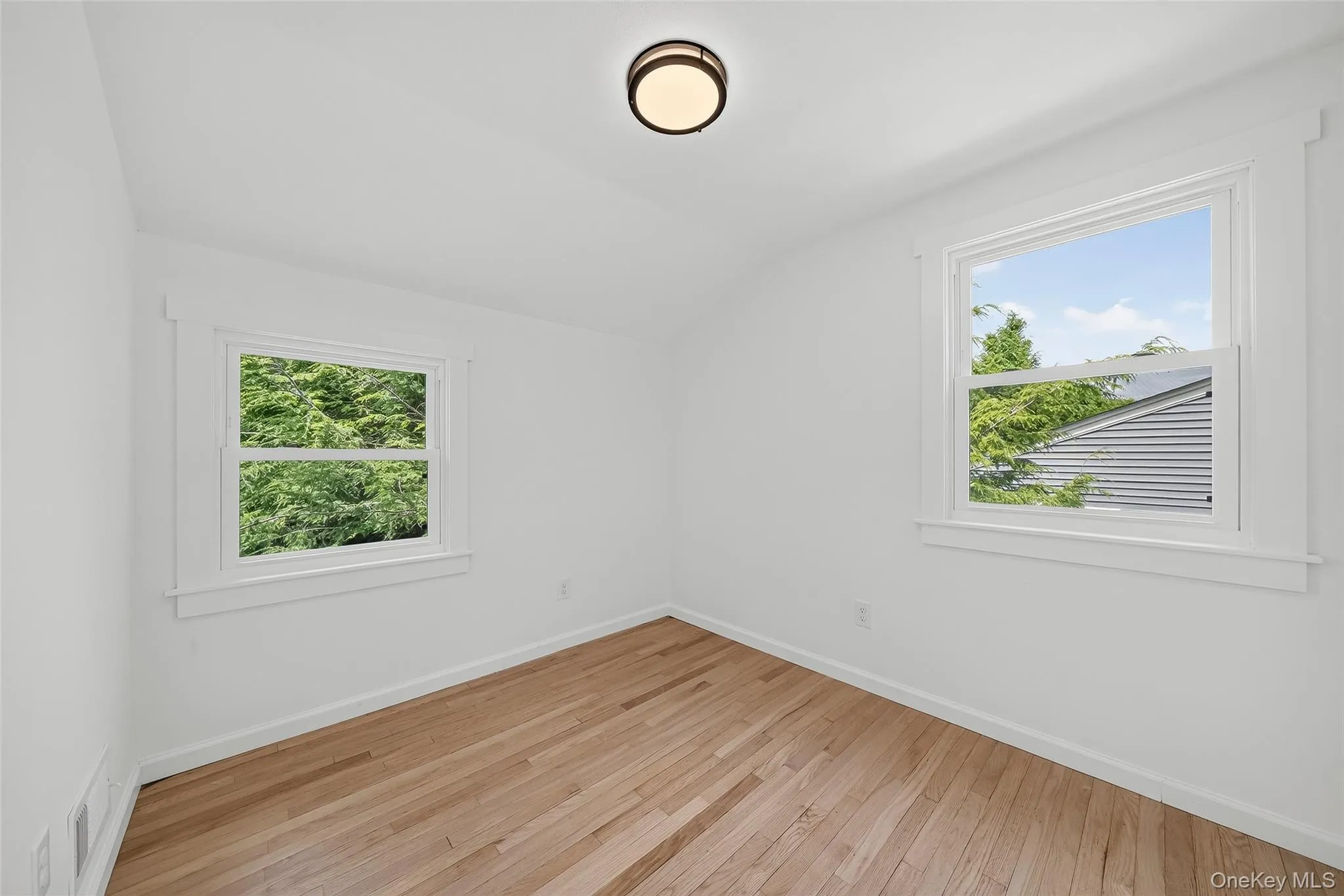 19 Randall Terrace, Middletown, NY, 4 Bedrooms Bedrooms, 9 Rooms Rooms,2 BathroomsBathrooms,Residential,For Rent,Randall,0,1018755 19 Randall Terrace, Middletown, NY, 4 Bedrooms Bedrooms, 9 Rooms Rooms,2 BathroomsBathrooms,Residential,For Rent,Randall,0,1018755