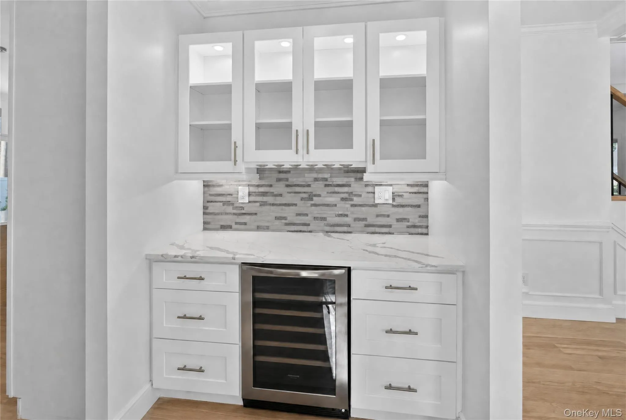 44 Meadow Lane, Hempstead, NY, 5 Bedrooms Bedrooms, 10 Rooms Rooms,4 BathroomsBathrooms,Residential,For Rent,Meadow,0,1018757 44 Meadow Lane, Hempstead, NY, 5 Bedrooms Bedrooms, 10 Rooms Rooms,4 BathroomsBathrooms,Residential,For Rent,Meadow,0,1018757
